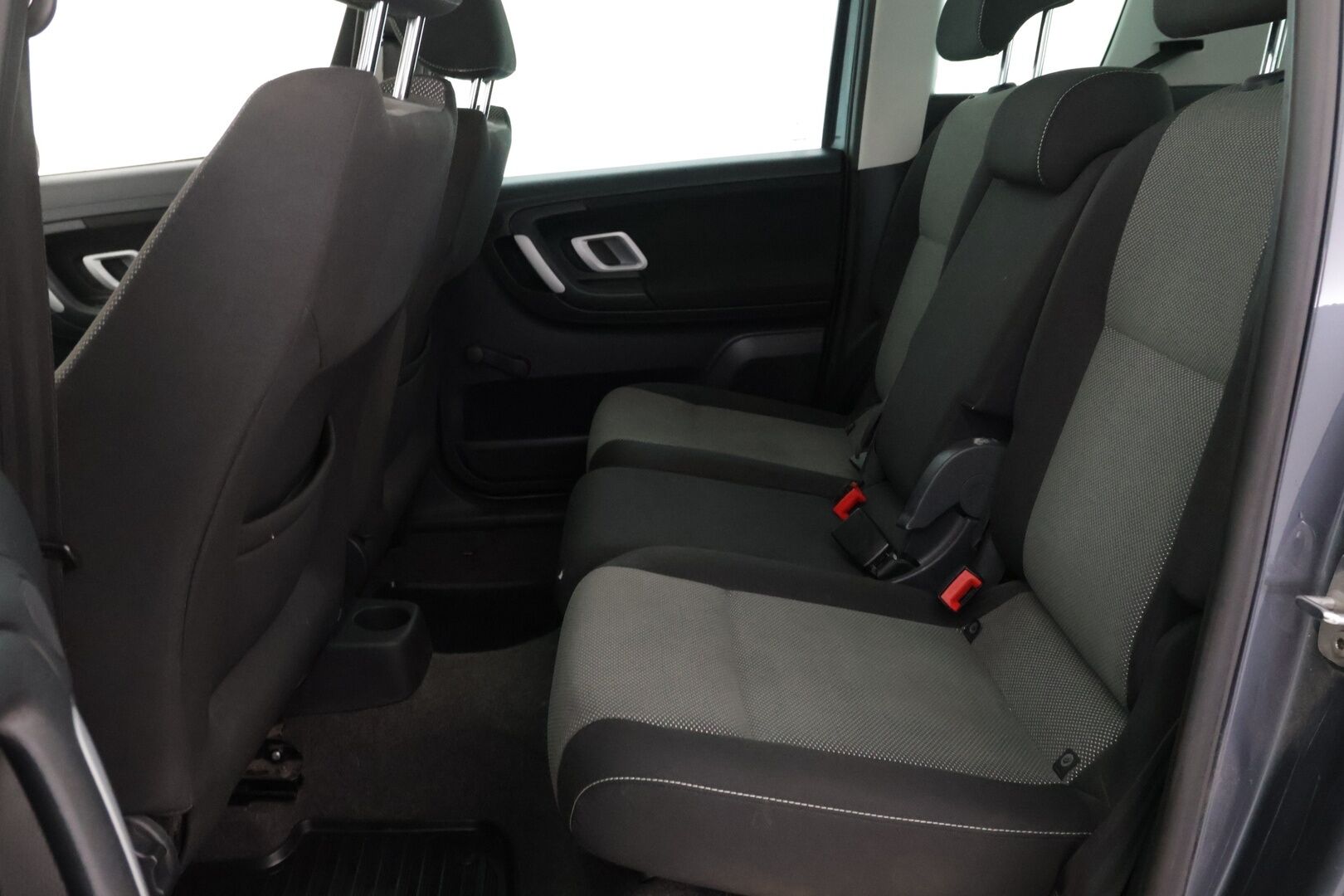 Skoda Roomster 2008 1,6 16V Sport Autom. - Myydään huutokaupat.com:issa, https://huutokaupat.com/kohde/6605177/skoda-roomster-2008