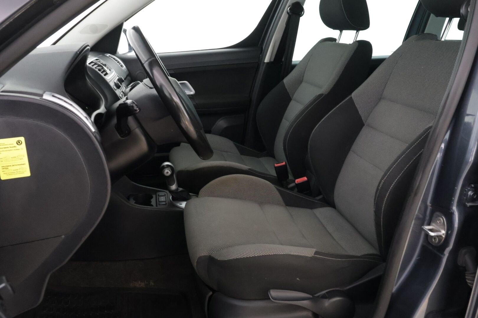 Skoda Roomster 2008 1,6 16V Sport Autom. - Myydään huutokaupat.com:issa, https://huutokaupat.com/kohde/6605177/skoda-roomster-2008