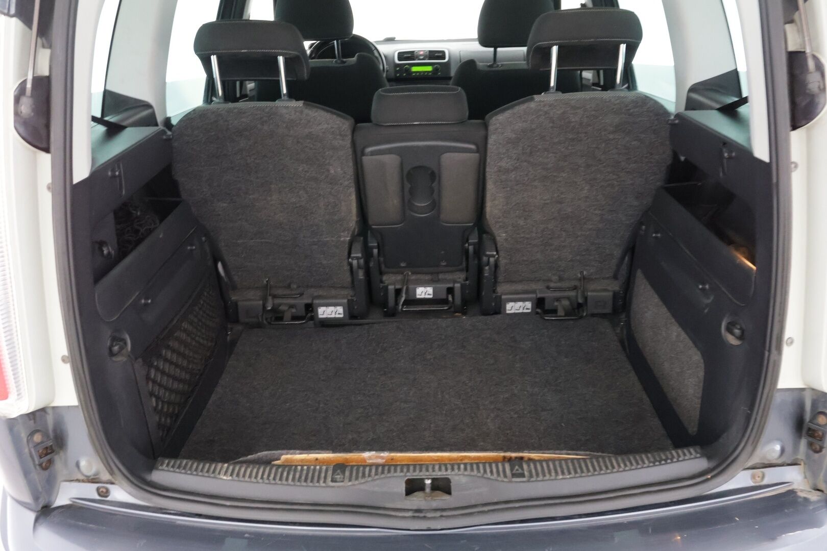 Skoda Roomster 2008 1,6 16V Sport Autom. - Myydään huutokaupat.com:issa, https://huutokaupat.com/kohde/6605177/skoda-roomster-2008