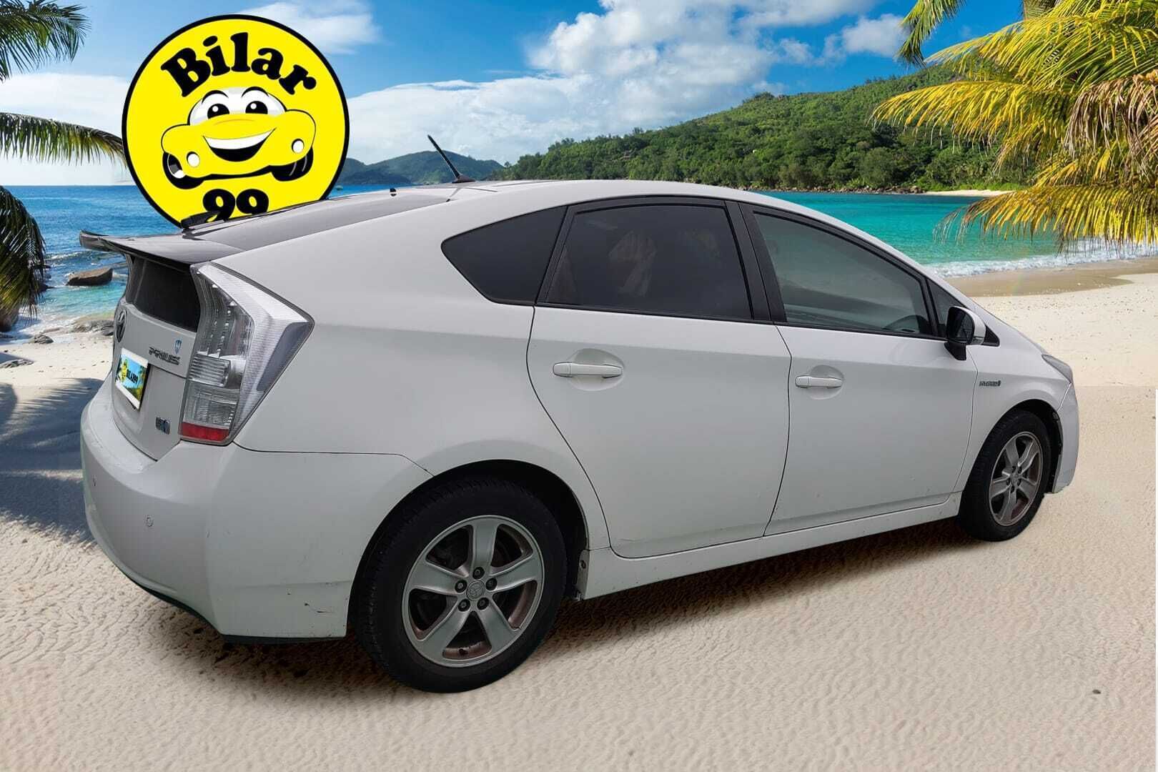 Toyota Prius 2010 HSD 5ov - Suomiauto / HUD / Vakkari / KeylessGo / Peruutusututkat / Juuri tullut Tampereelle!