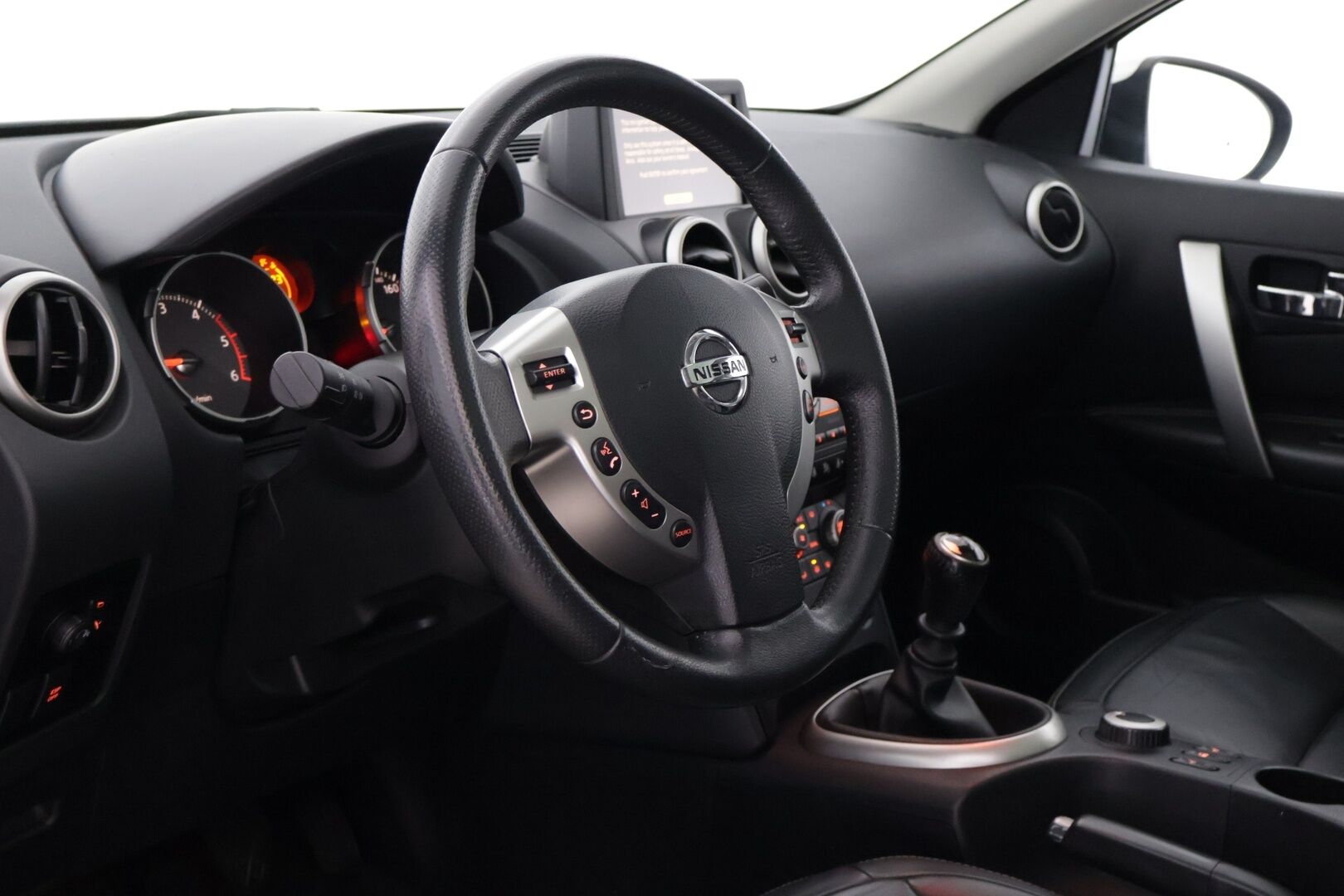 Nissan Qashqai+2 2009 2,0dCi DPF Tekna 6MT 4WD - YritysOutlet - Myydään vain yrityksille - Huippu hyvä huoltohistoria / 7-Paikkainen / Nahkapenkit! 