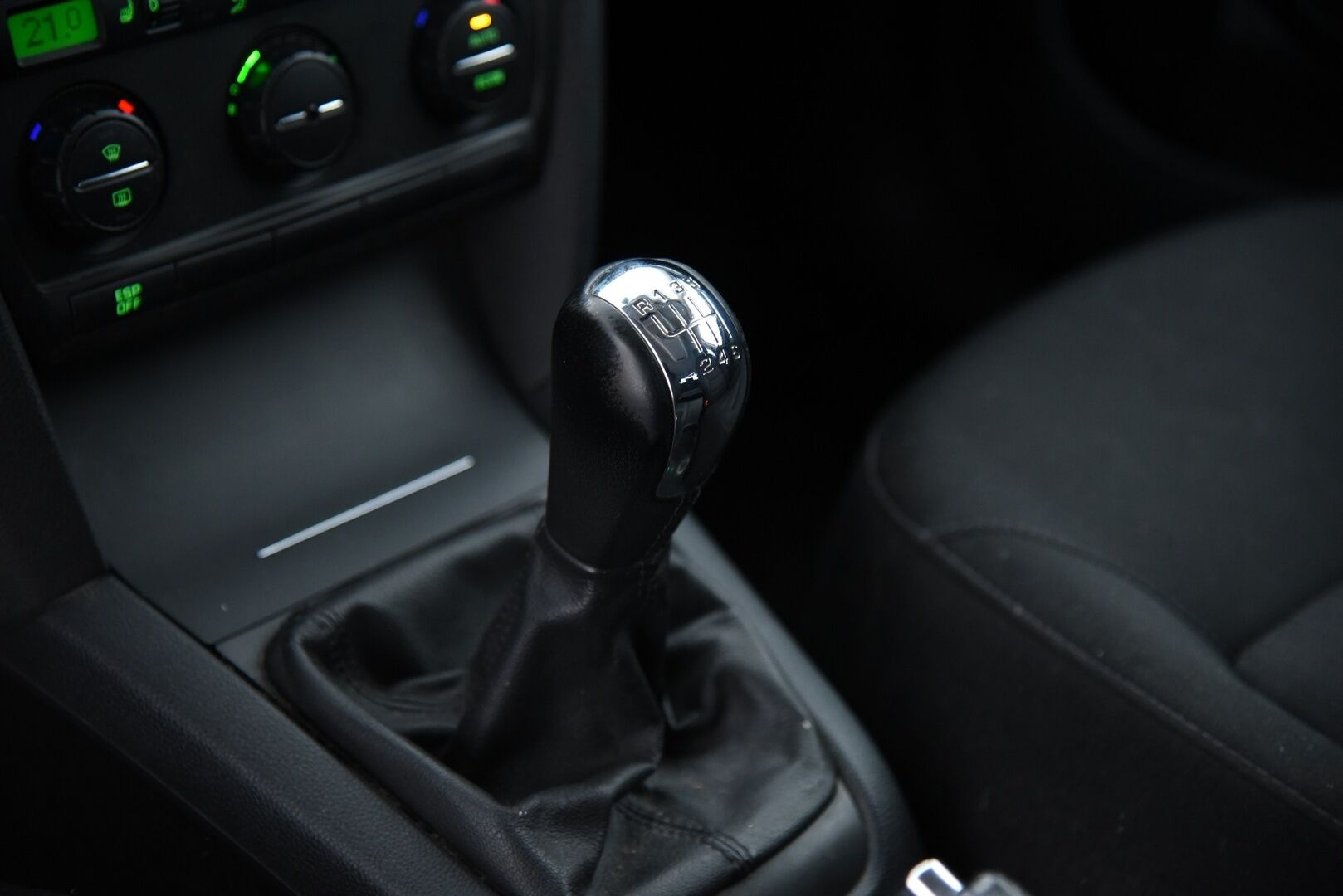 Skoda Octavia 2008 Combi 2,0 TDI Elegance / Myydään huutokaupat.com:ssa! - MYYDÄÄN VAIN HUUTOKAUPAT.COM:SSA!