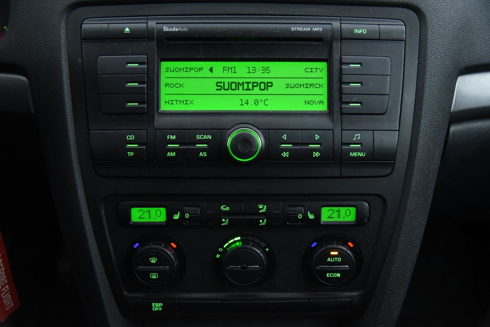 Skoda Octavia 2008 Combi 2,0 TDI Elegance / Myydään huutokaupat.com:ssa! - MYYDÄÄN VAIN HUUTOKAUPAT.COM:SSA!