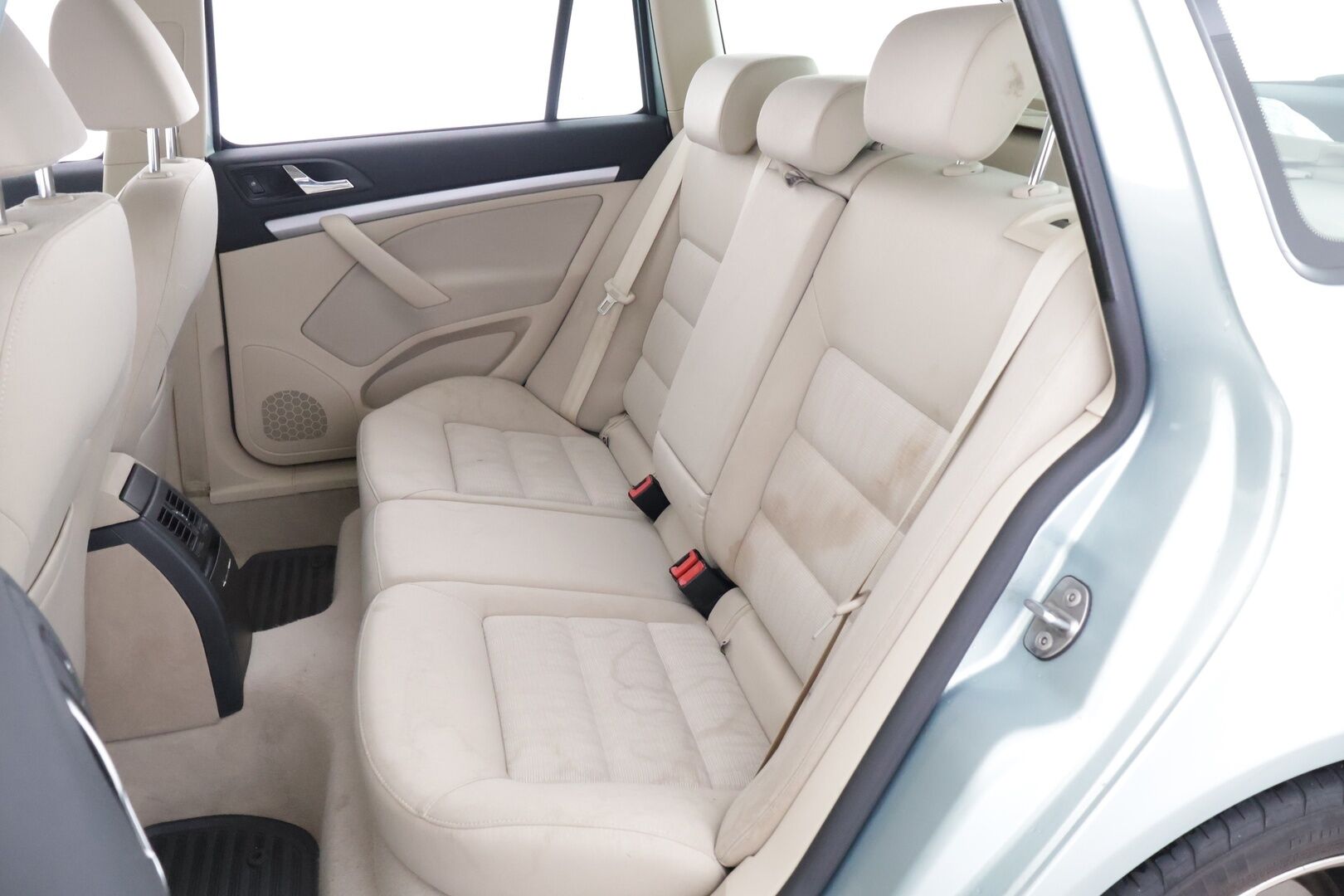 Skoda Octavia 2009 Combi 1,8 TSI Elegance *YritysOutlet - Myydään vain yrityksille* / Kahdet renkaat / Vuoden leima / Helmat Ruoste korjattu ja suojattu - *YritysOutlet - Myydään vain yrityksille* / Kahdet renkaat / Vuoden leima / Helmat Ruoste korjattu ja suojattu