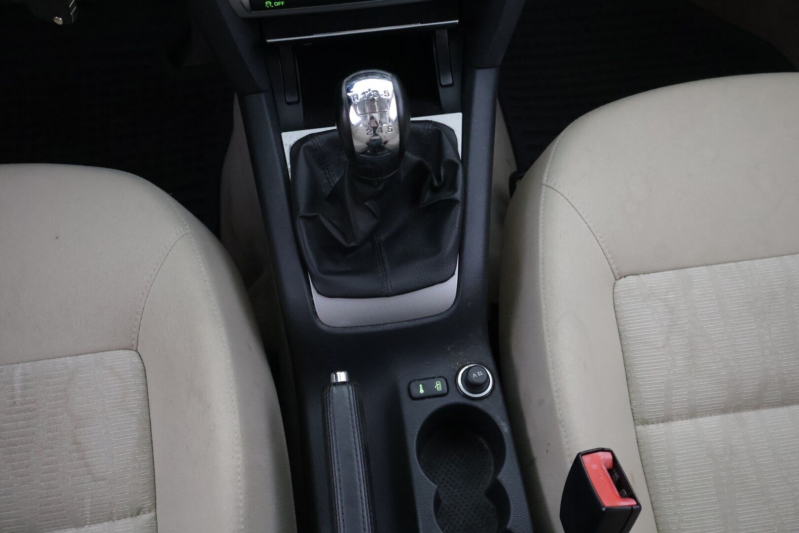 Skoda Octavia 2009 Combi 1,8 TSI Elegance *YritysOutlet - Myydään vain yrityksille* / Kahdet renkaat / Vuoden leima / Helmat Ruoste korjattu ja suojattu - *YritysOutlet - Myydään vain yrityksille* / Kahdet renkaat / Vuoden leima / Helmat Ruoste korjattu ja suojattu