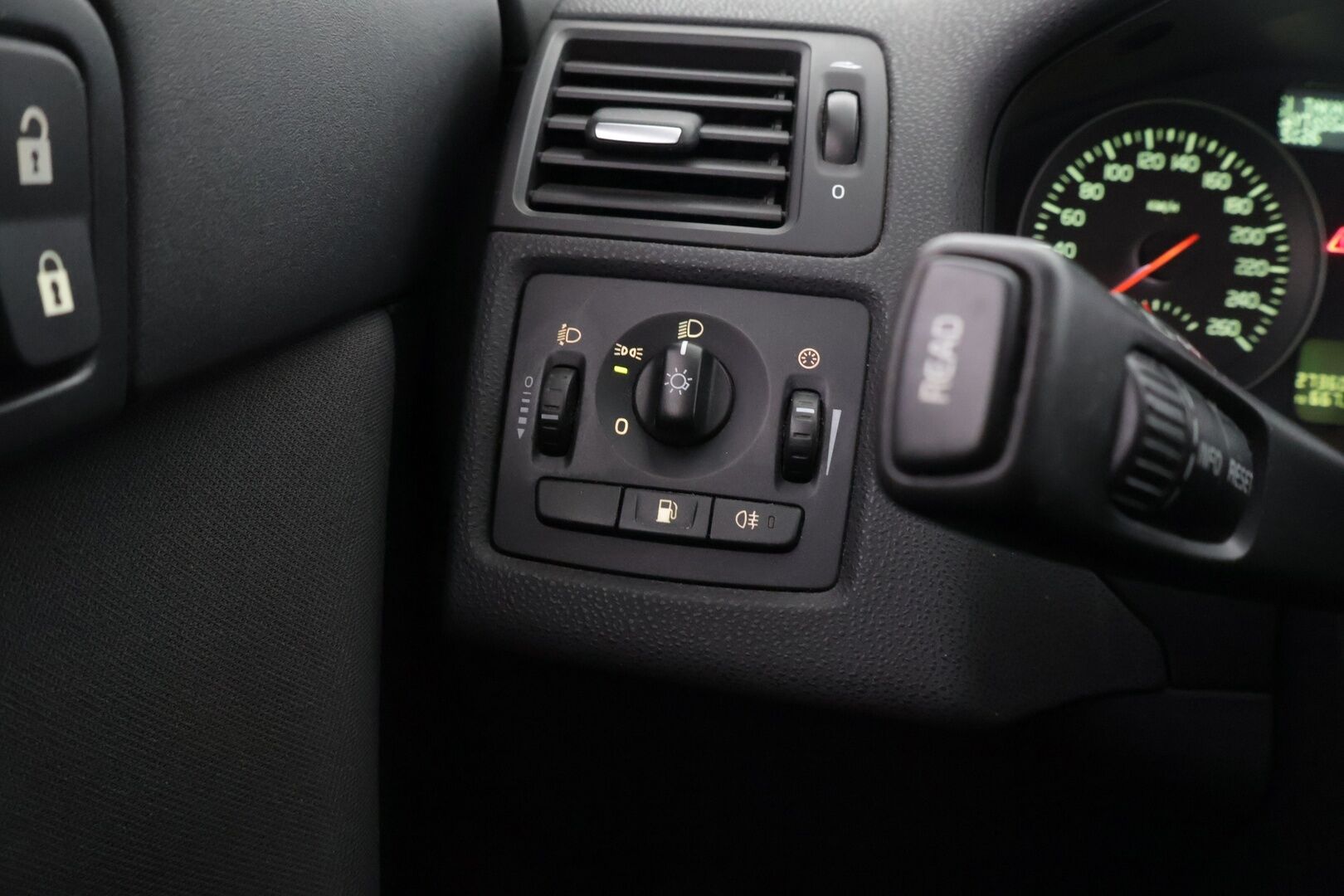 Volvo V50 2010 1,6D DRIVe start/stop Kinetic man - *MYYDÄÄN HUUTOKAUPAT.COM*
