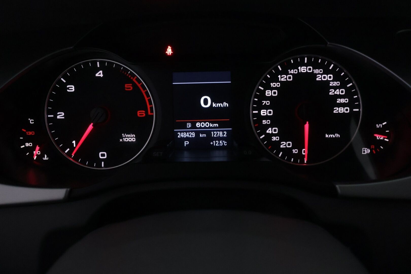 Audi A4 2010 A4 Farmari (AC) 4ov 1968cm3 - *Myydään huutokaupat.com* - KORKO VAIN 3,99 %