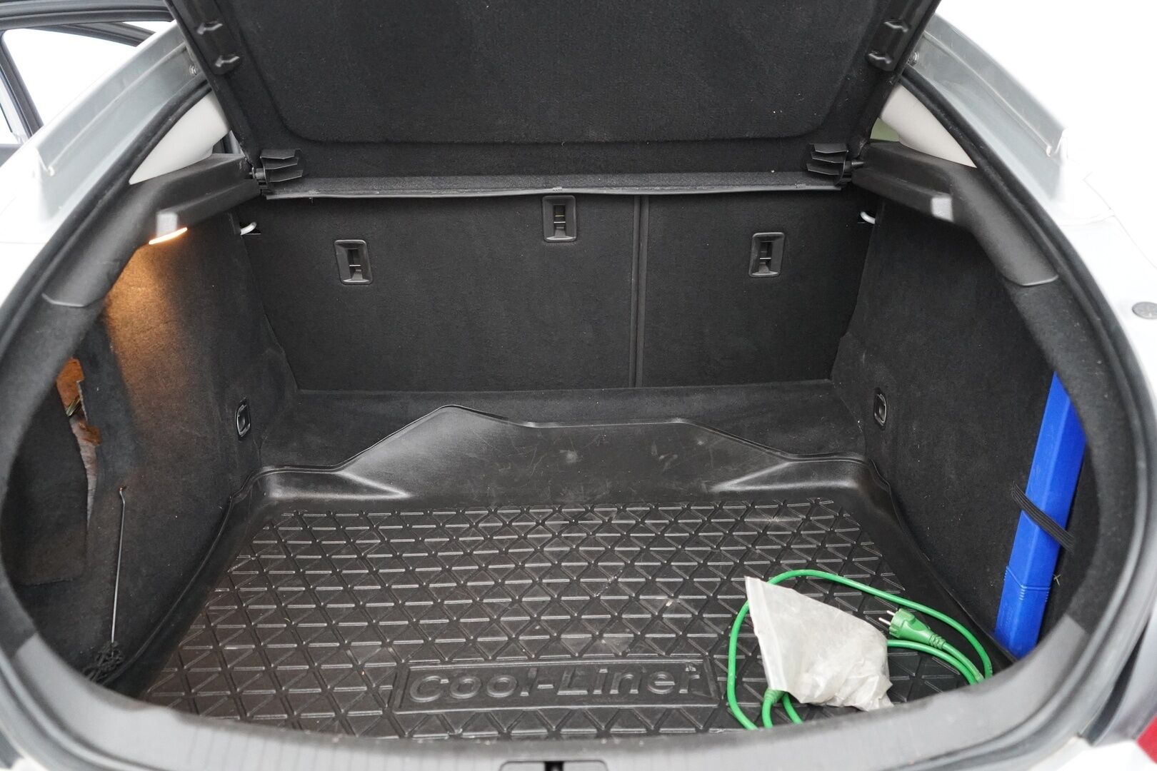 Opel Insignia 2012 5-ov Pro 1,4 Turbo ecoFLEX Start/Stop 103kW MT6 * Vakkari / Tutkat / Penkinlämmittimet / Lohko / Autom. Ilmastointi * - Suomi-auto / Kahdet renkaat / Kattava huoltohistoria!