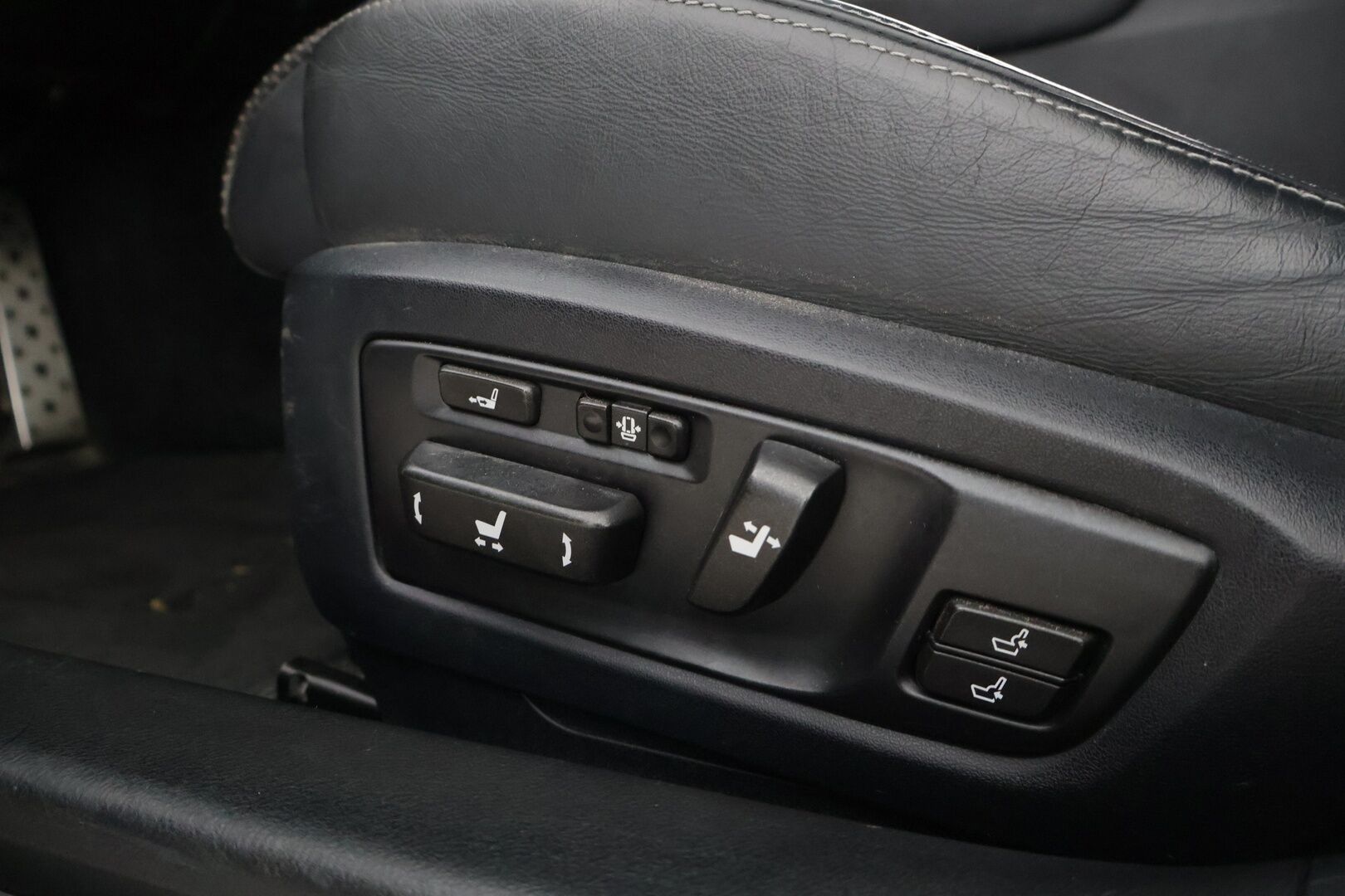 Lexus GS 2012 450h Hybrid A F Sport - Juuri vaihdettu etuiskarit! / Nelipyöräohjaus / HUD *