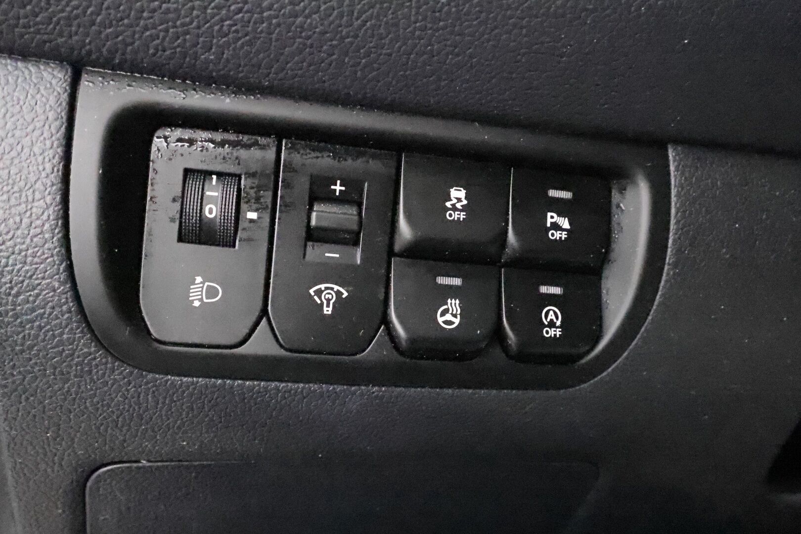 Kia Rio 2012 1,4 ISG EX 5D EcoDynamics - | Lämm. ratti | P.tutka | Lohkolämmitin | Aux -liitäntä | Ilmastointi | Penkinlämmittimet | 2x renkaat vanteineen | Huoltohistoria | 