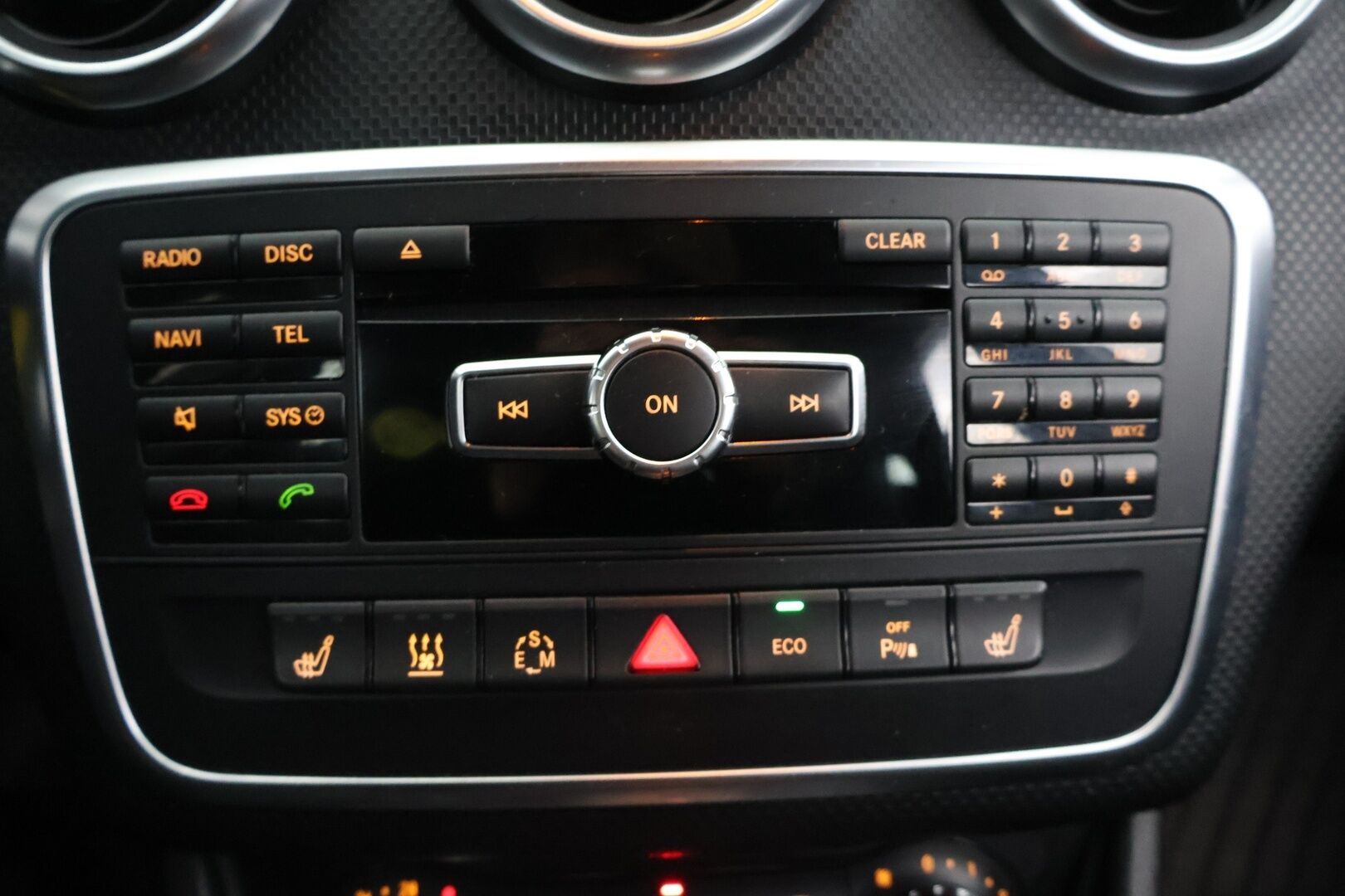 Mercedes-Benz A 2013 200 CDI BE A Premium Business - Webasto | Koukku | Sporttipenkit | P.Tutkat | Puolinahat | Bi-Xenon | Vakkari
