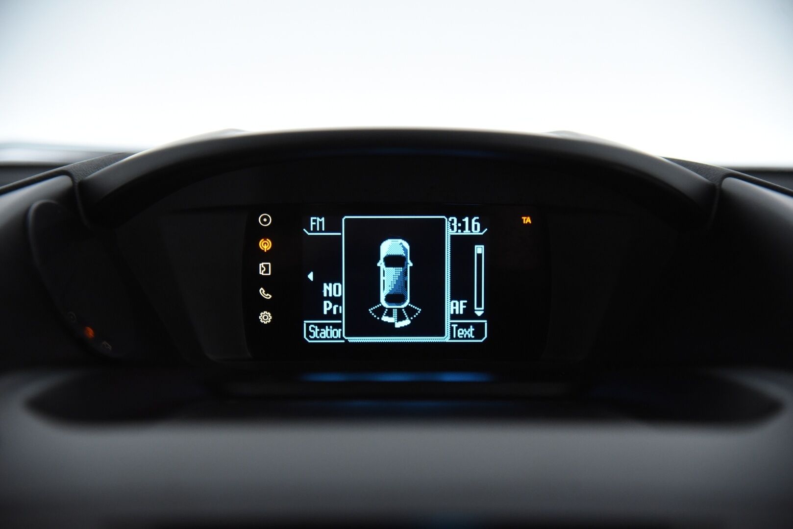 Ford Kuga 2013 1,6 EcoBoost 180 hv AWD Titanium / Suomi-Auto / Vakkari / Panorama / Vetokoukku - Xenon / P.tutka