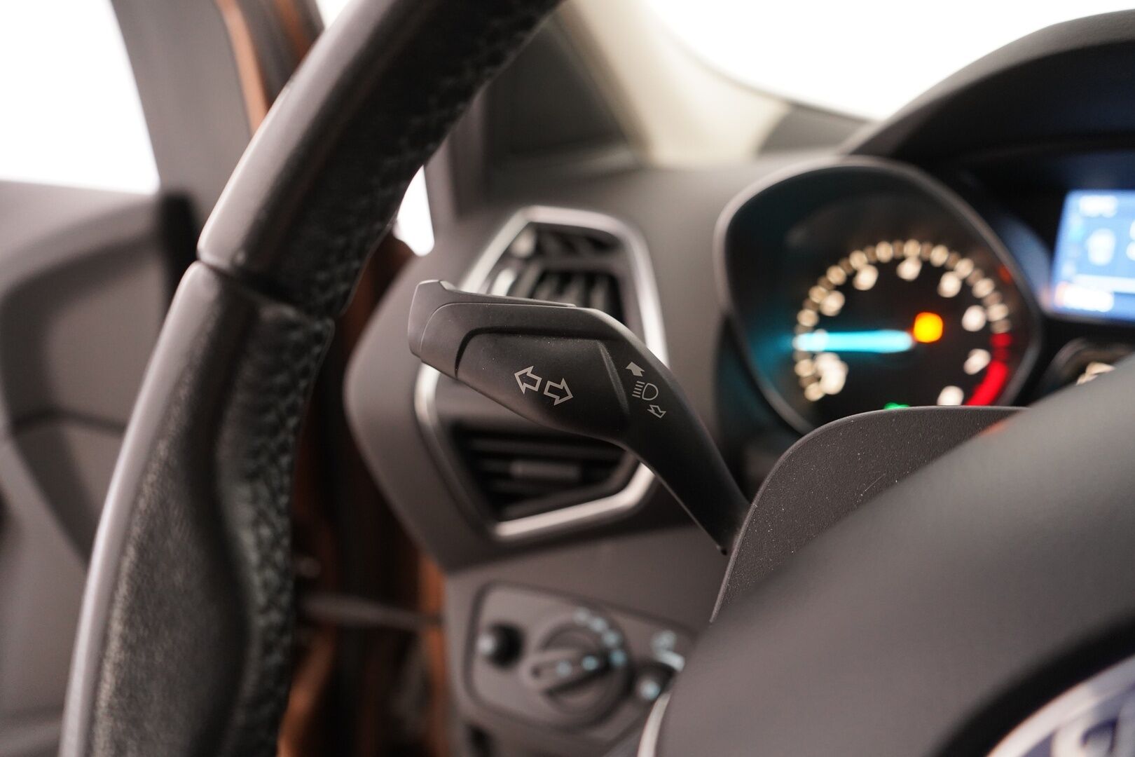 Ford Kuga 2013 1,6 EcoBoost 180 hv Automaatti AWD Titanium - Lohko | Koukku | Puolinahat | Panorama | Suomi-auto | Viimeisin huolto 04/26 | Kahdet vanteet