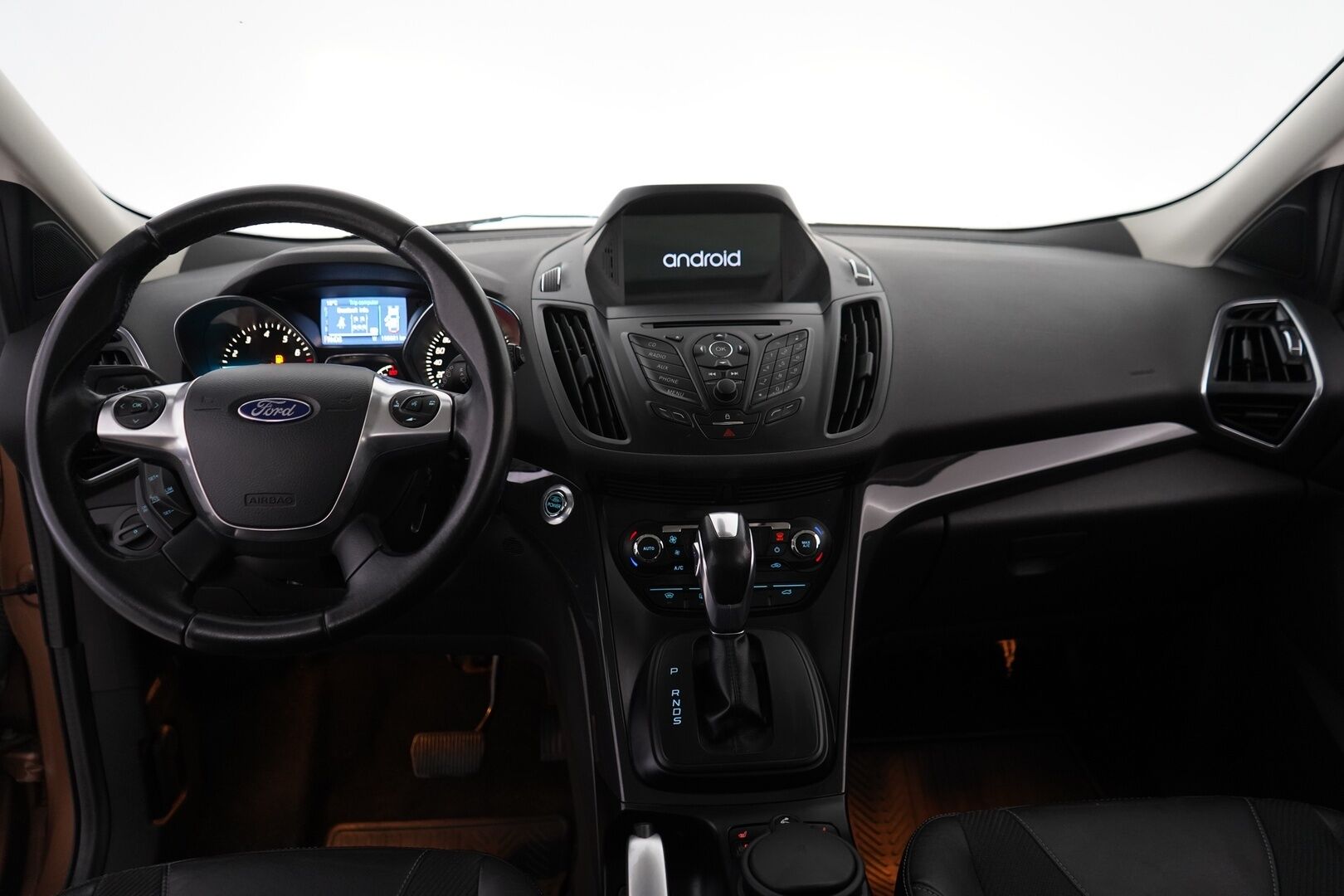 Ford Kuga 2013 1,6 EcoBoost 180 hv Automaatti AWD Titanium - Lohko | Koukku | Puolinahat | Panorama | Suomi-auto | Viimeisin huolto 04/26 | Kahdet vanteet