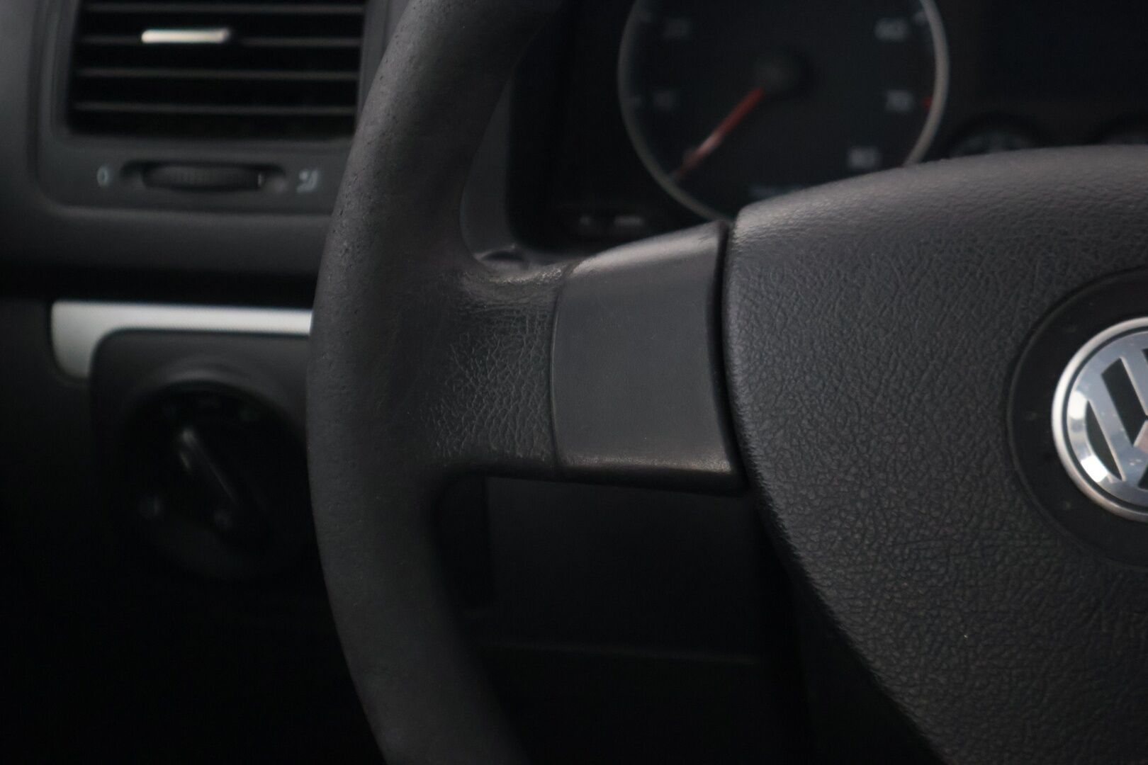 Volkswagen Golf 2009 Variant Comfortline 1,4 118 kW TSI, DSG-autom. - YritysOutlet - Myydään vain yrityksille - *Suomi-auto / Lohkolämmitin sisäpistokkeella / Jakoketju vaihdettu / Helmoja massattu*