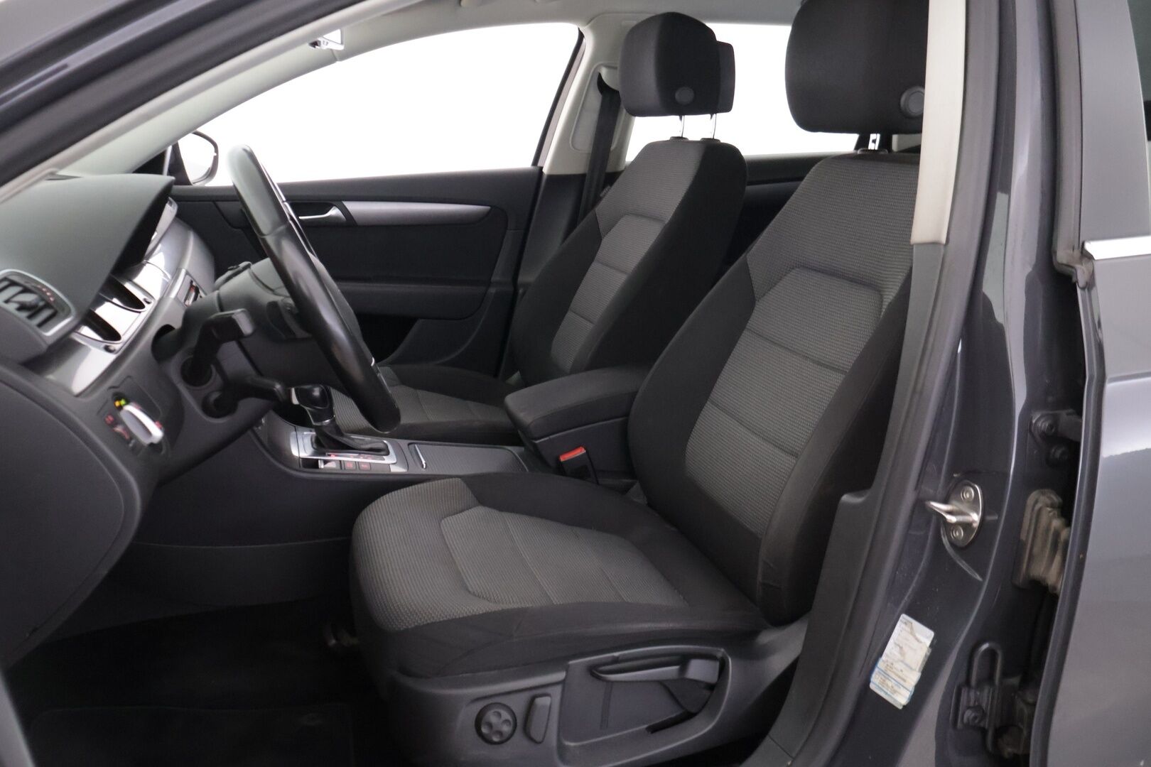 Volkswagen Passat 2013 Variant Comfortline 1,6 TDI 77 kW (105 hv) BlueMotion Technology DSG-automaatti *- YritysOutlet - Myydään vain yrityksille* - YritysOutlet - Myydään vain yrityksille