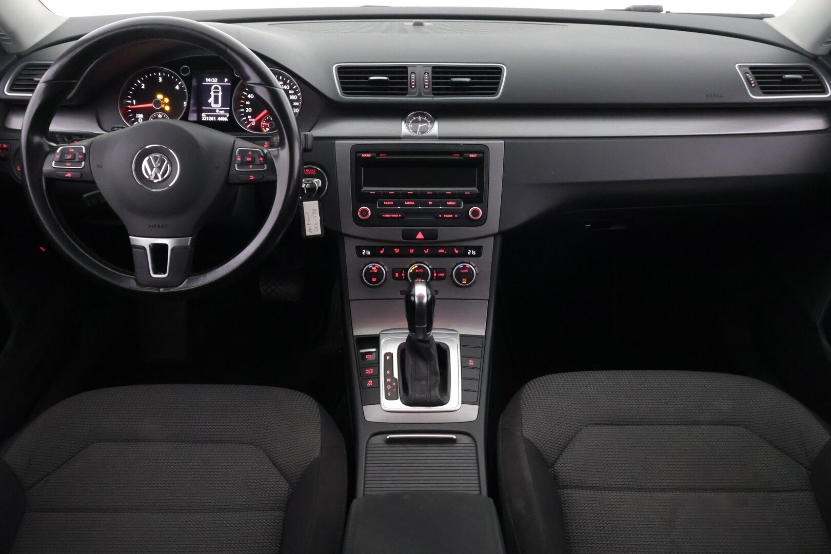 Volkswagen Passat 2013 Variant Comfortline 1,6 TDI 77 kW (105 hv) BlueMotion Technology DSG-automaatti *- YritysOutlet - Myydään vain yrityksille* - YritysOutlet - Myydään vain yrityksille