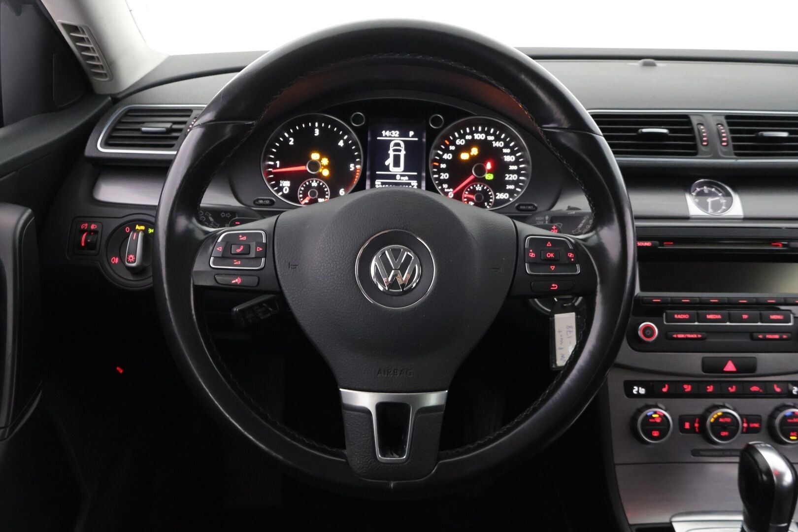 Volkswagen Passat 2013 Variant Comfortline 1,6 TDI 77 kW (105 hv) BlueMotion Technology DSG-automaatti *- YritysOutlet - Myydään vain yrityksille* - YritysOutlet - Myydään vain yrityksille