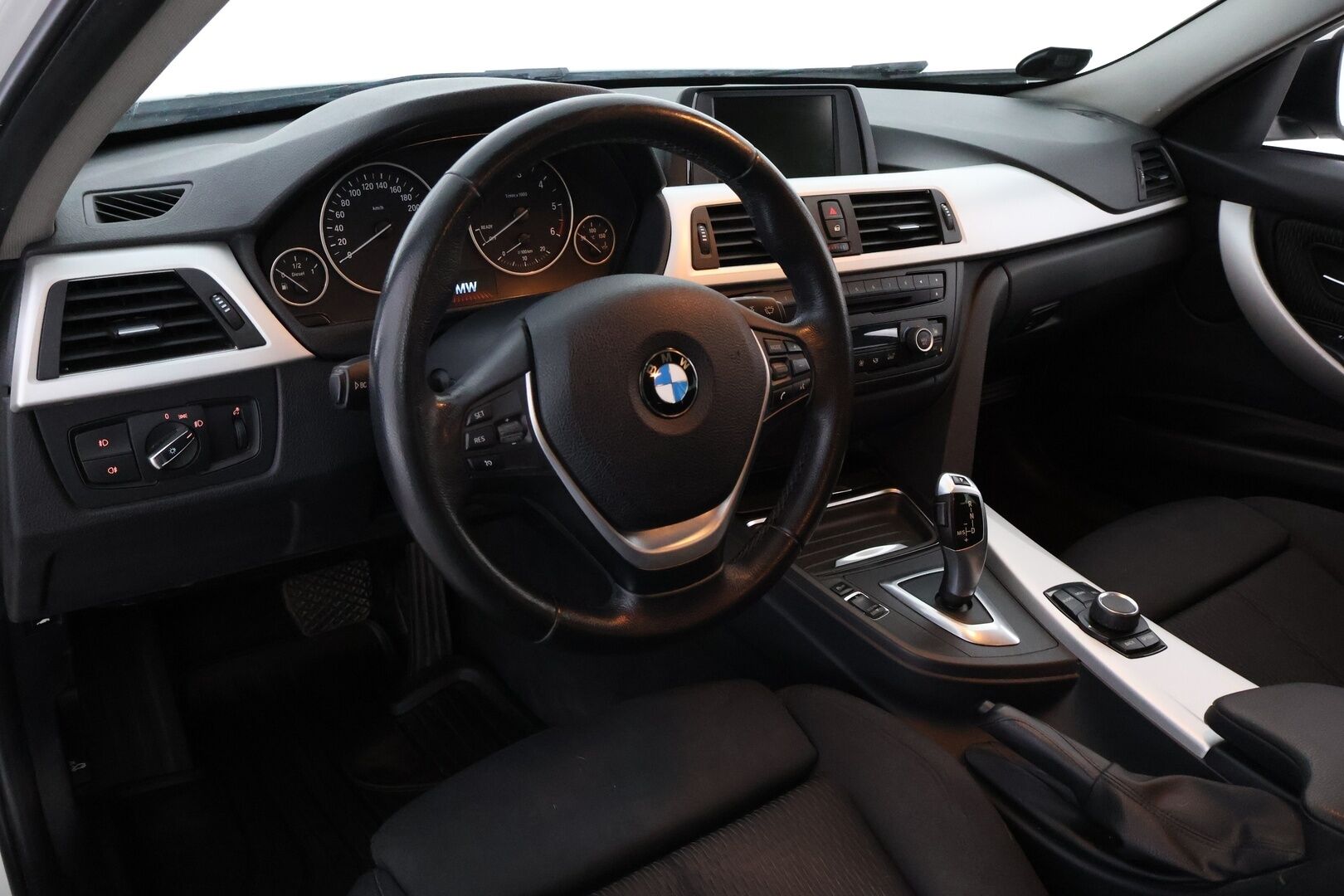 BMW 316 2013 TwinPower Turbo A F31 Touring Business Automatic