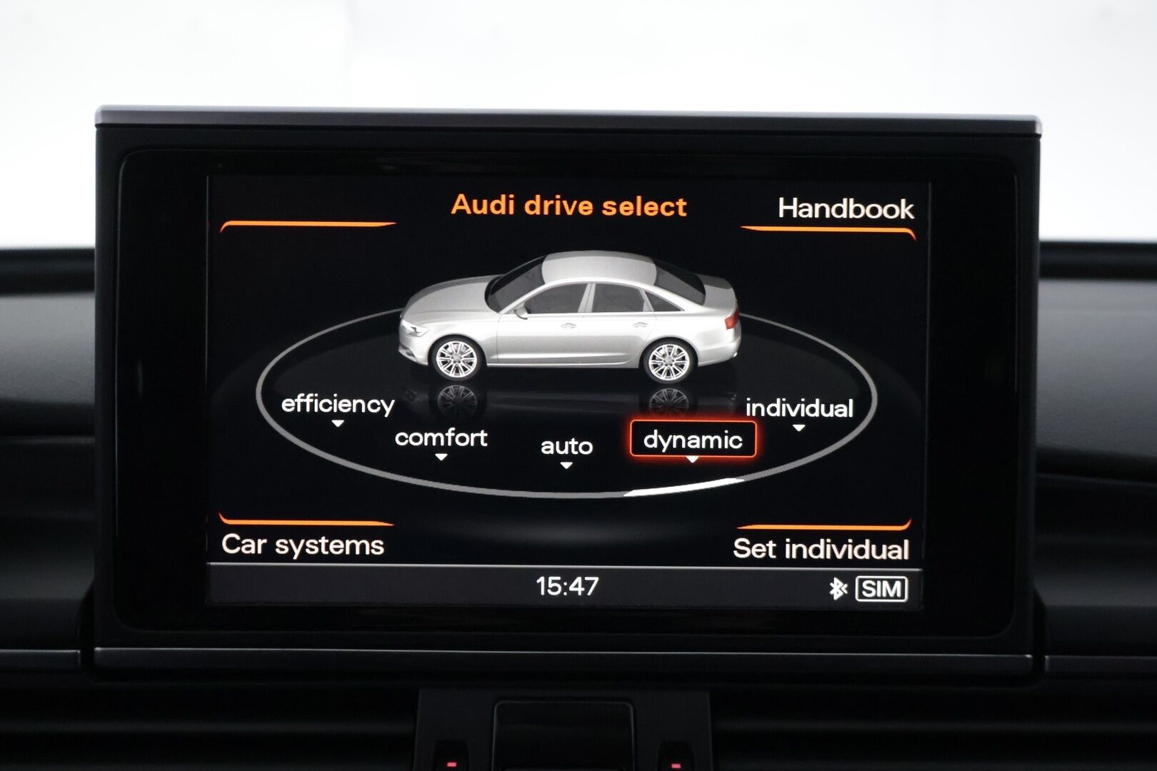 Audi A6 2012 Sedan 3,0 V6 TDI 180 kW quattro S tronic Start-Stop * YritysOutlet - Myydään vain yrityksille * - ** Webasto / Bose / Kattoluukku / Nahkasisusta / Navi / RS-Look **