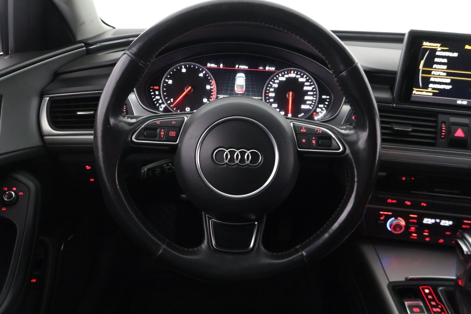 Audi A6 2012 Sedan 3,0 V6 TDI 180 kW quattro S tronic Start-Stop * YritysOutlet - Myydään vain yrityksille * - ** Webasto / Bose / Kattoluukku / Nahkasisusta / Navi / RS-Look **