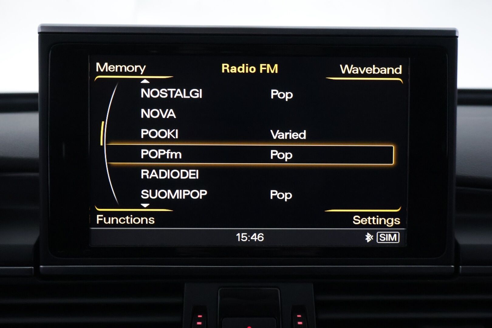 Audi A6 2012 Sedan 3,0 V6 TDI 180 kW quattro S tronic Start-Stop * YritysOutlet - Myydään vain yrityksille * - ** Webasto / Bose / Kattoluukku / Nahkasisusta / Navi / RS-Look **