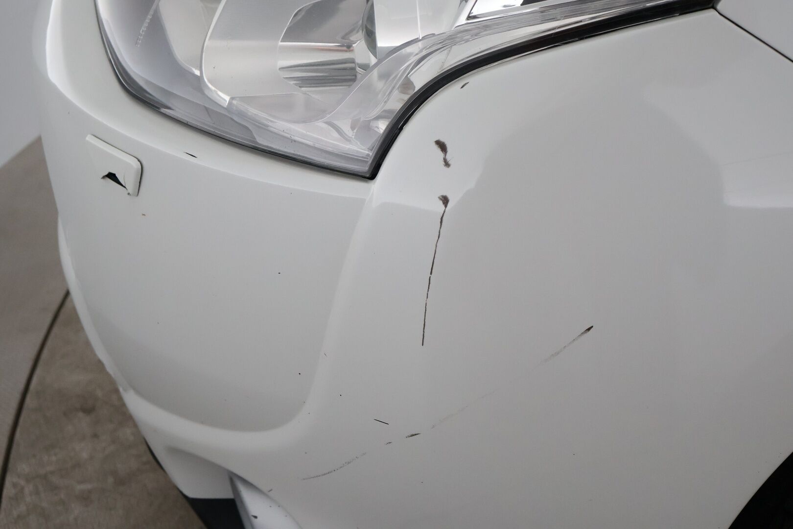 Mitsubishi Outlander 2013 2,2 DI-D Instyle NAVI AT 4WD 7P / YritysOutlet - Myydään vain yrityksille - Tulossa Myyntiin!