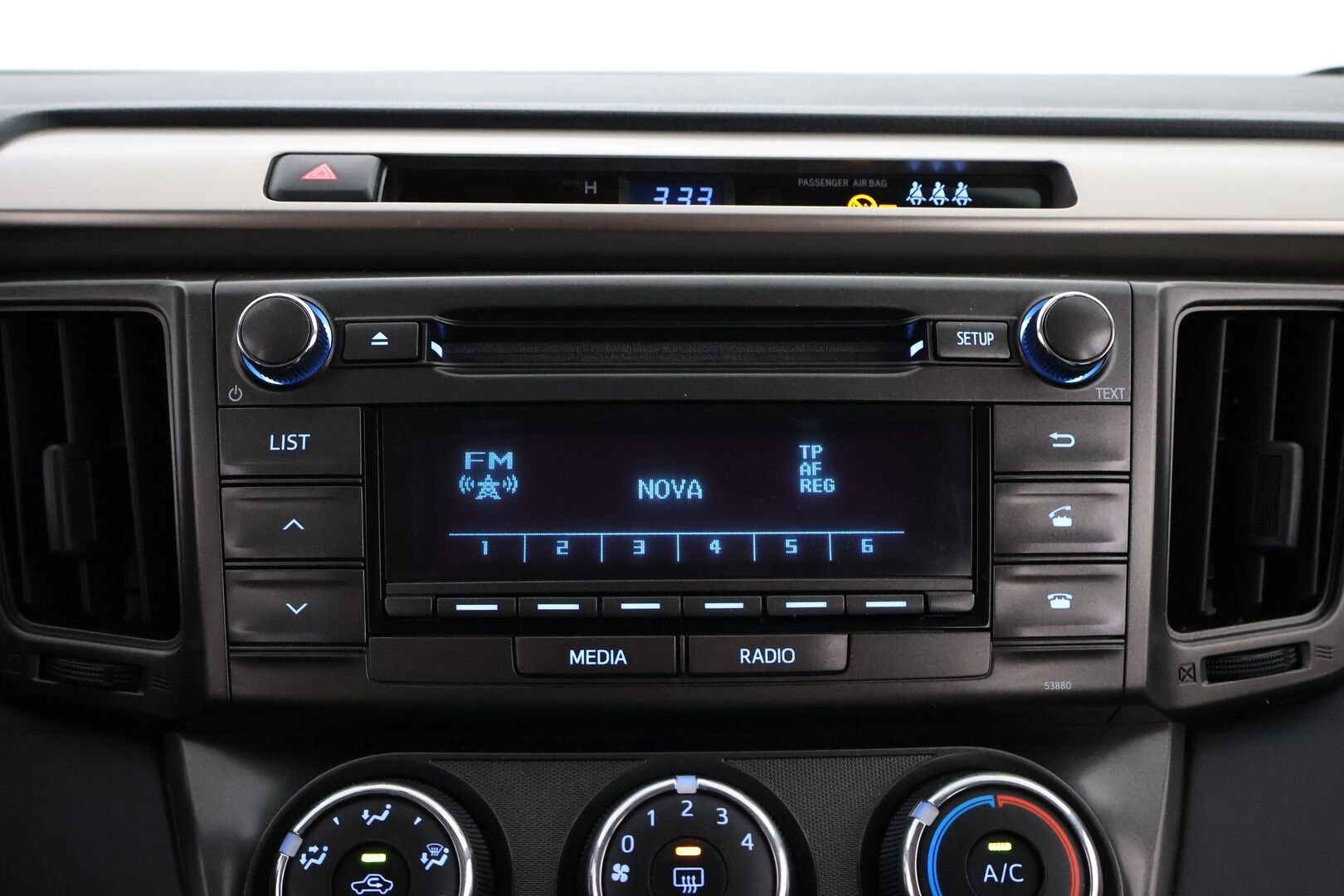 Toyota RAV4 2014 2,0 Valvematic AWD Life - Suomiauto / Vetokoukku / Lohko & Sisäpistoke / Lämmitettävä tuulilasin alareuna / 2x Renkaat Aluvantein!