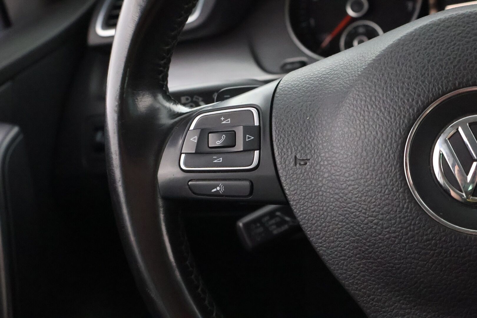 Volkswagen Passat 2014 Variant Comfortline Edition 40 1,4 TSI 90 kW (122 hv) BMT DSG-automaatti * MYYDÄÄN HUUTOKAUPAT.COM! * - * MYYDÄÄN HUUTOKAUPAT.COM! *