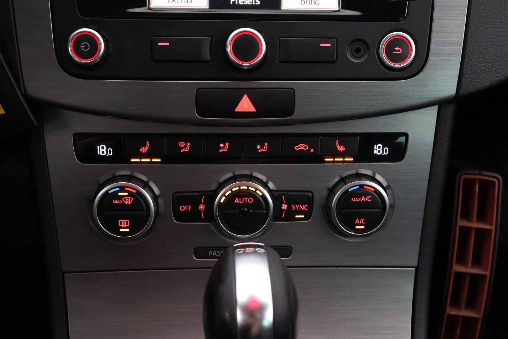 Volkswagen Passat 2014 Variant Comfortline Edition 40 1,4 TSI 90 kW (122 hv) BMT DSG-automaatti * MYYDÄÄN HUUTOKAUPAT.COM! * - * MYYDÄÄN HUUTOKAUPAT.COM! *