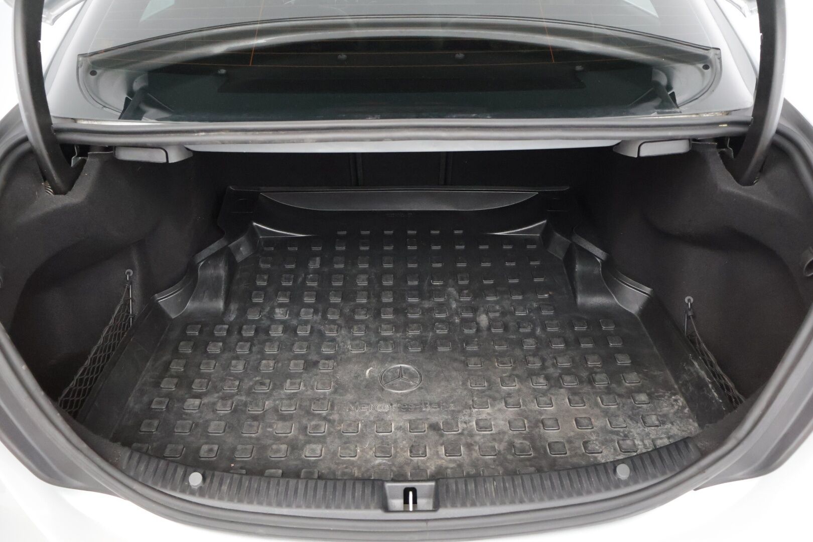 Mercedes-Benz C 2014 220 BlueTec Premium Business AMG Styling - Suomi-auto / ILS / Nahkasisusta / P-Tutkat