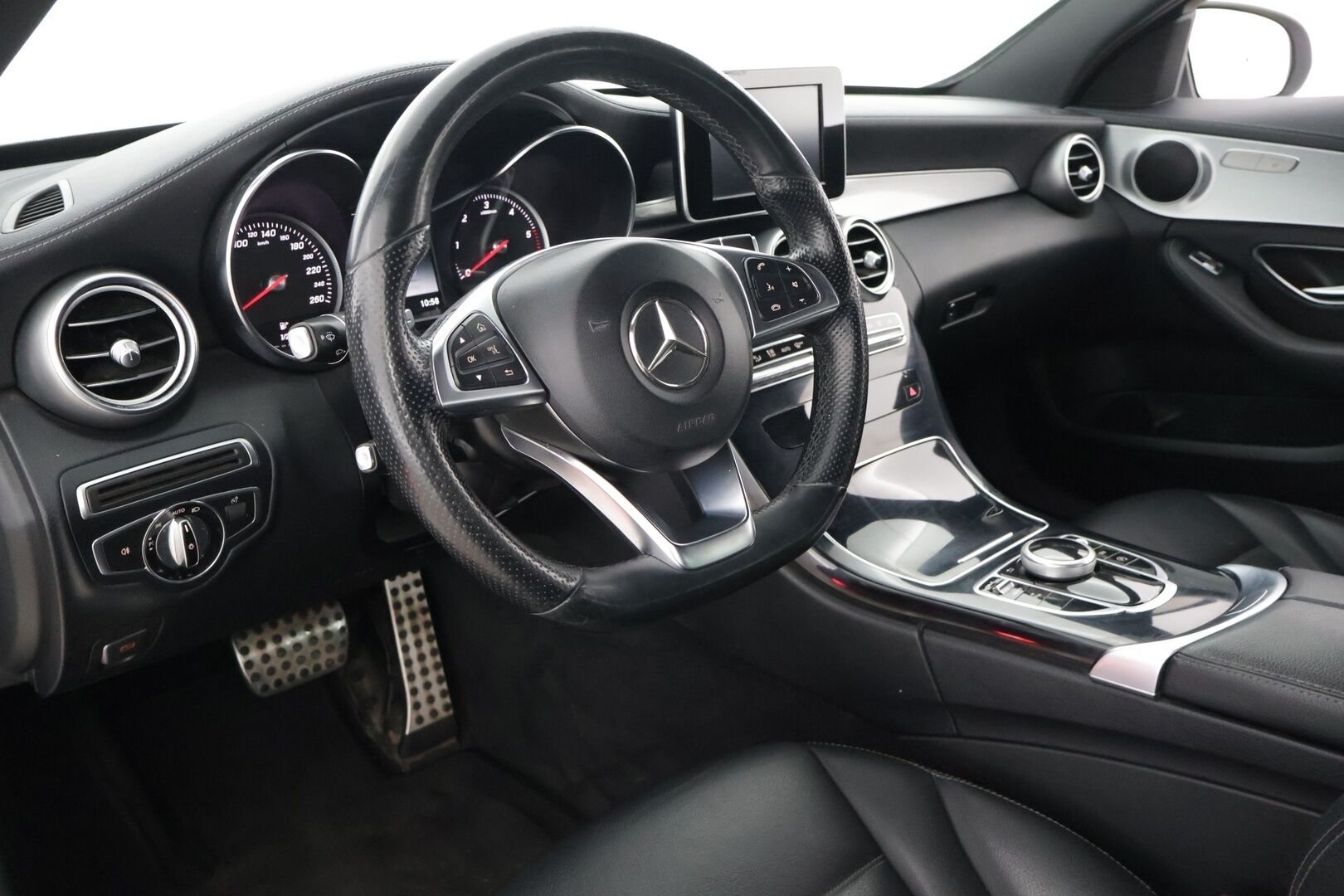 Mercedes-Benz C 2014 220 BlueTec Premium Business AMG Styling - Suomi-auto / ILS / Nahkasisusta / P-Tutkat