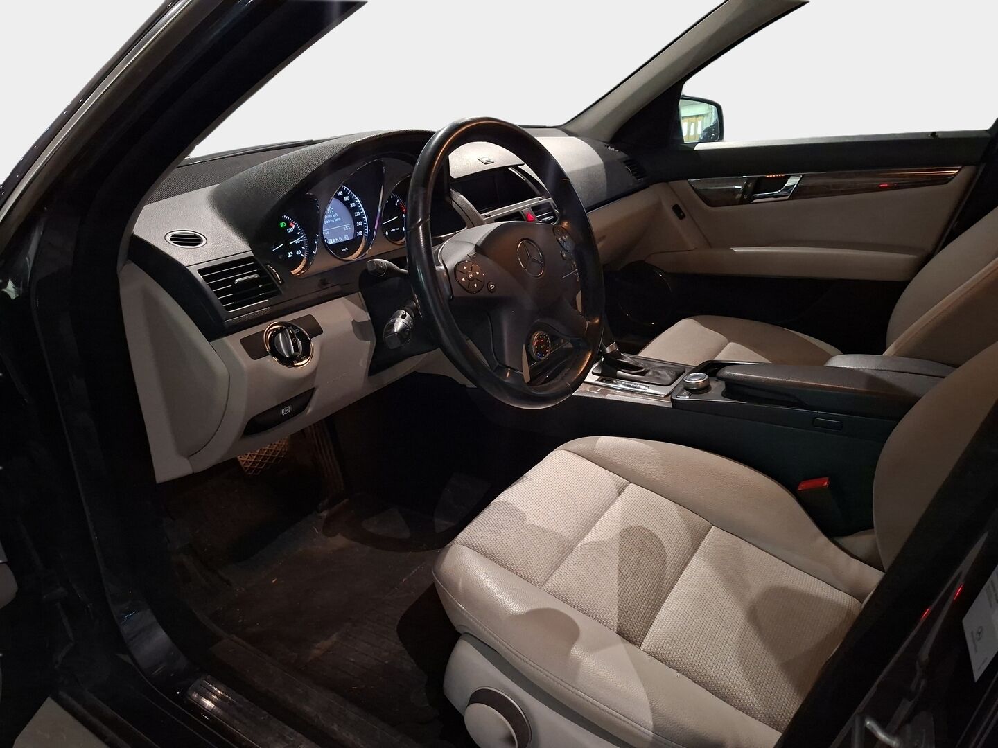 Mercedes-Benz C 2010 200 CDI BE T A Premium Business *Vakkari / Koukku / Lohko.S.Pistoke / Siisti kuntoinen!* - Juuri leimattu! / Jakoketju+suuttimet vaihdettu 360tkm!