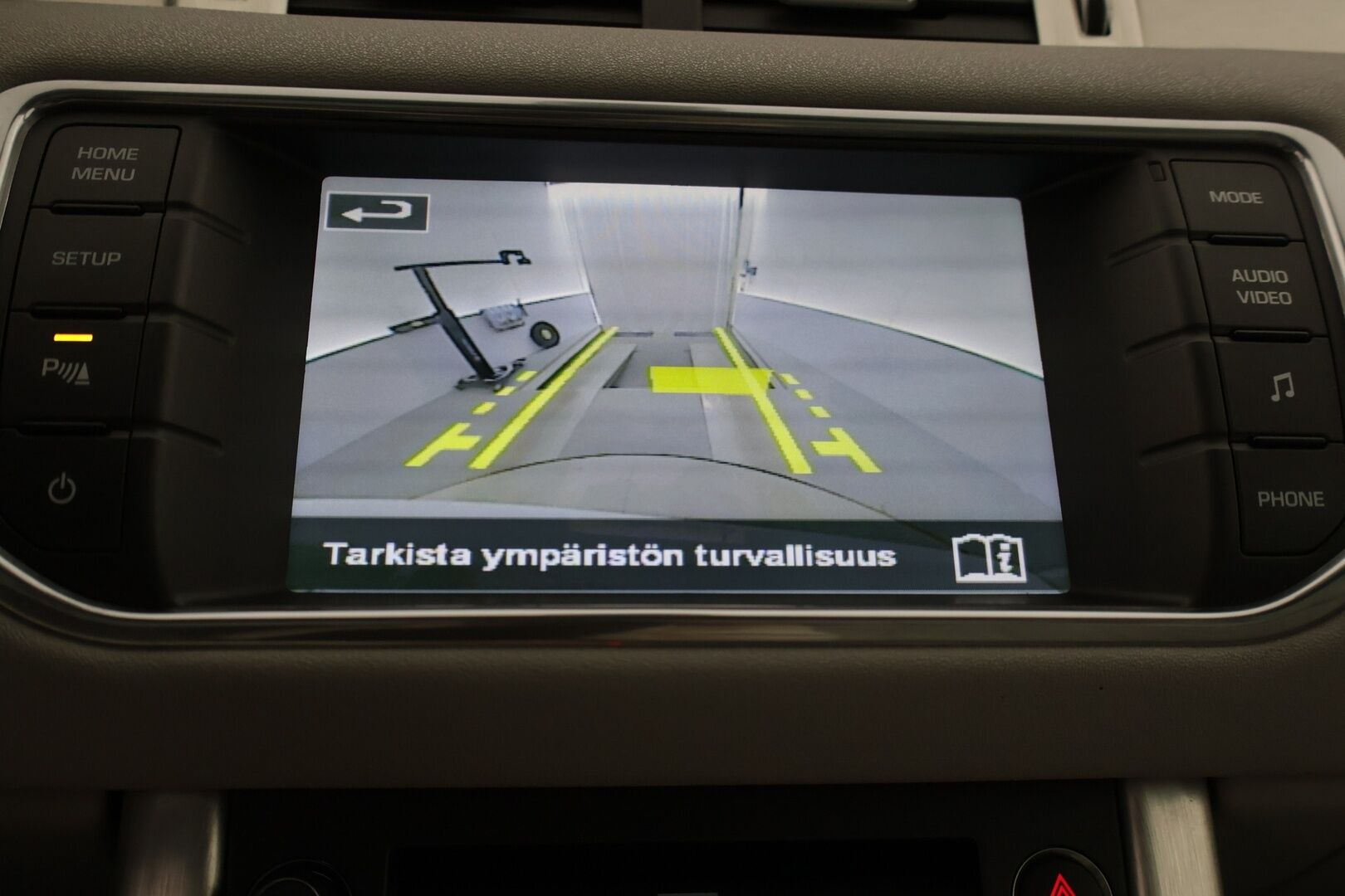 Land Rover Range Rover Evoque 2015 2,2 TD4 Pure Business Aut - Lasikatto / PA-lisälämmitin / P-kamera / Meridian / Nahkasisusta / Sähköluukku / Ratinlämmitin