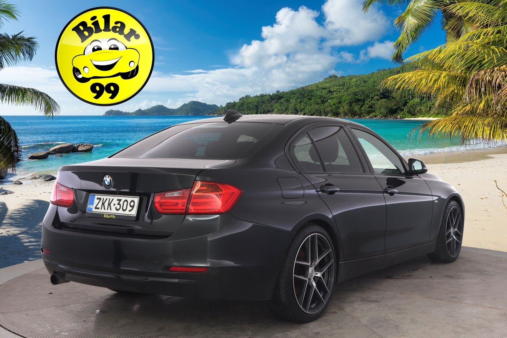 BMW 320 2012 320i TwinPower Turbo F30 Sedan Business *360 kamera / HUD / Proffa navi / Vakkari / Nahkasisusta* - *Harvinainen manuaali / Siisti / Huippu varusteet*
