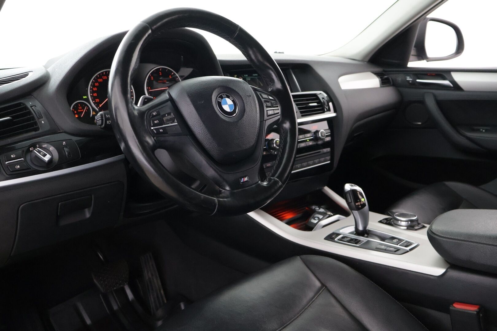 BMW X4 2015 F26 xDrive20d A Business - Vetokoukku | Pkamera | Webasto | HarmanKardon | 1.om suomi-auto | Muistipenkki | Super siisti!