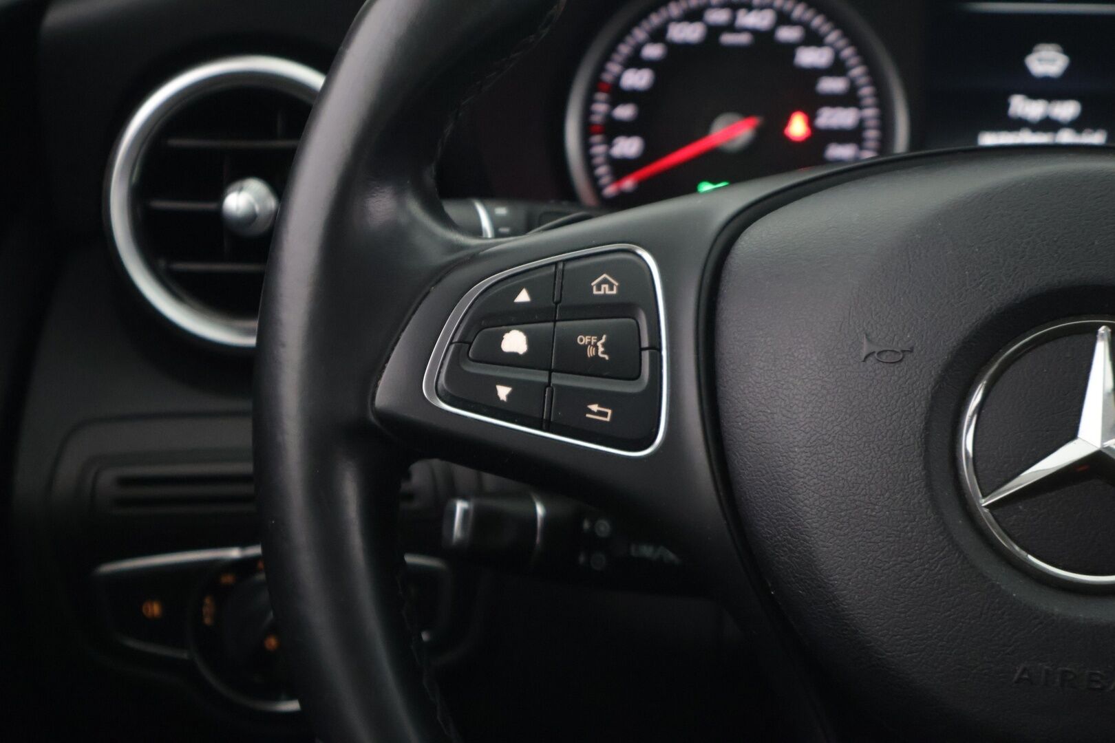 Mercedes-Benz C 2015 200 BlueTec A Premium Business* ILS LED /  Tutka /  Sporttipenkit /  Juuri saapunut!* - HULLUT VÄLIPÄIVÄT KORKOTARJOUS 2,49%