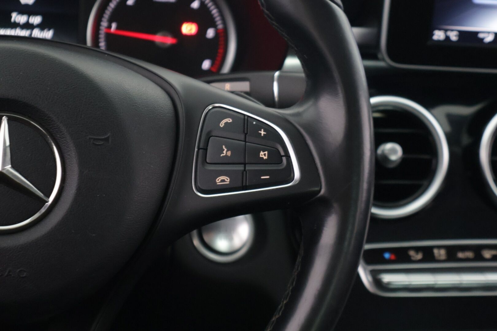 Mercedes-Benz C 2015 200 BlueTec A Premium Business* ILS LED /  Tutka /  Sporttipenkit /  Juuri saapunut!* - HULLUT VÄLIPÄIVÄT KORKOTARJOUS 2,49%