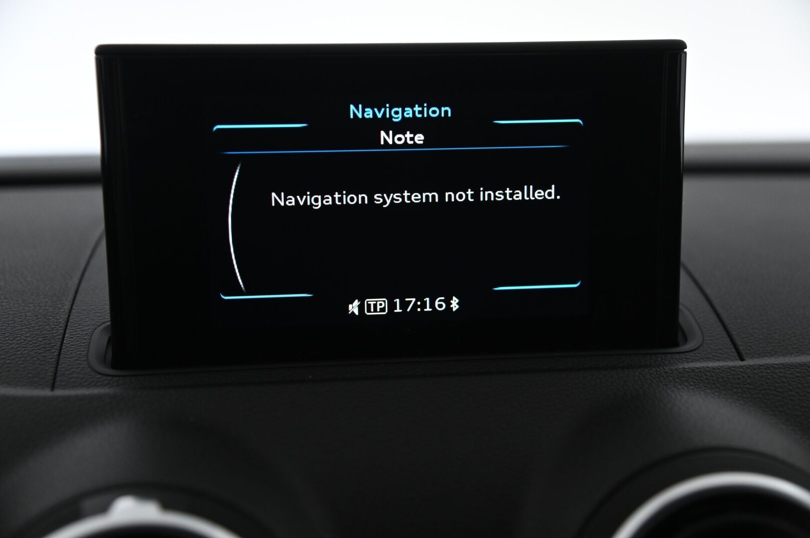 Audi A3 2015 Sportback Land of quattro Edition 2,0 TDI 135 kW quattro S tronic *Remuc Lisälämmitin / Tutkat / Sporttipenkit * - Siisti sporttinen nelikko Suomi-auto!