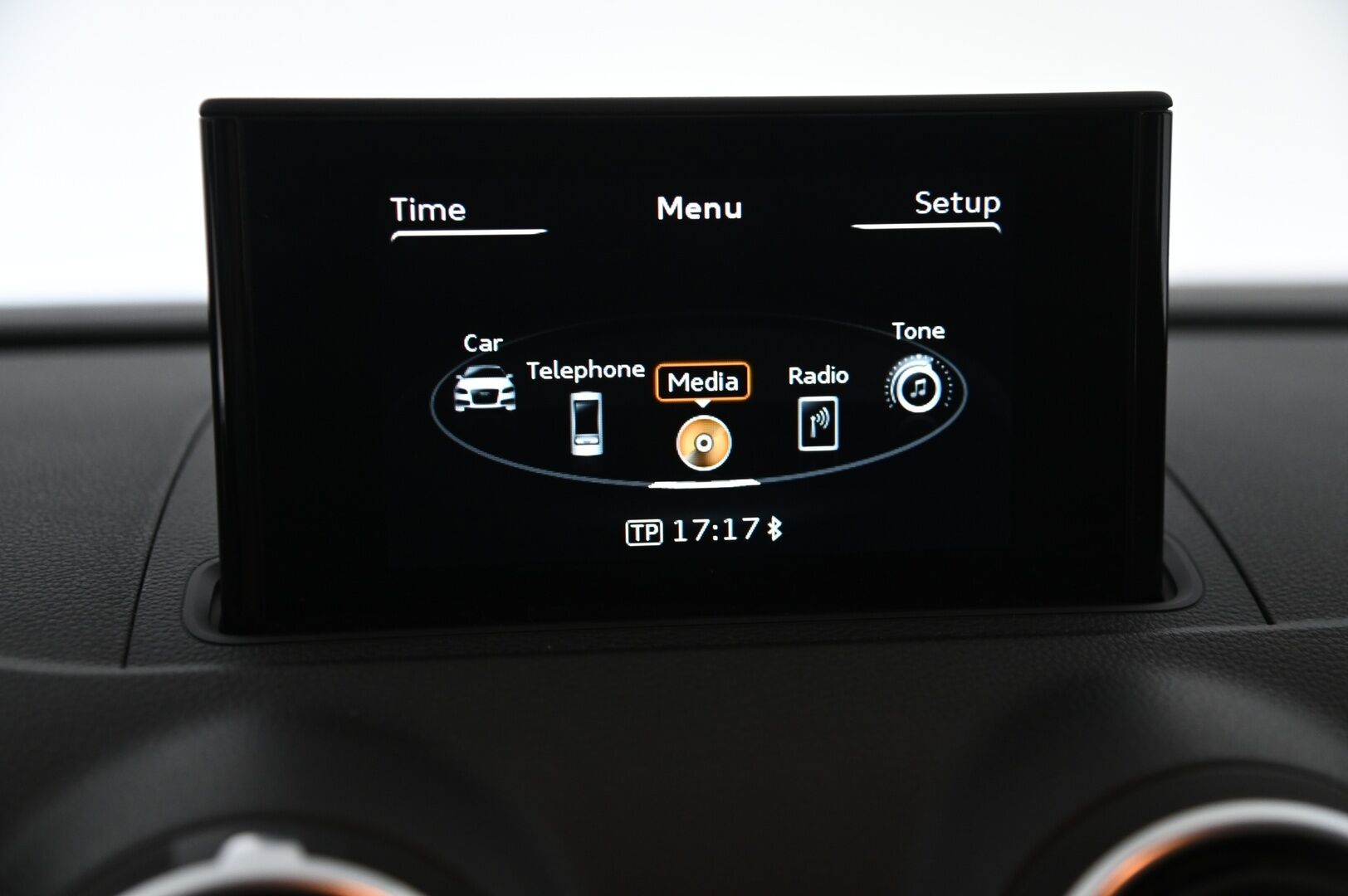 Audi A3 2015 Sportback Land of quattro Edition 2,0 TDI 135 kW quattro S tronic *Remuc Lisälämmitin / Tutkat / Sporttipenkit * - Siisti sporttinen nelikko Suomi-auto!