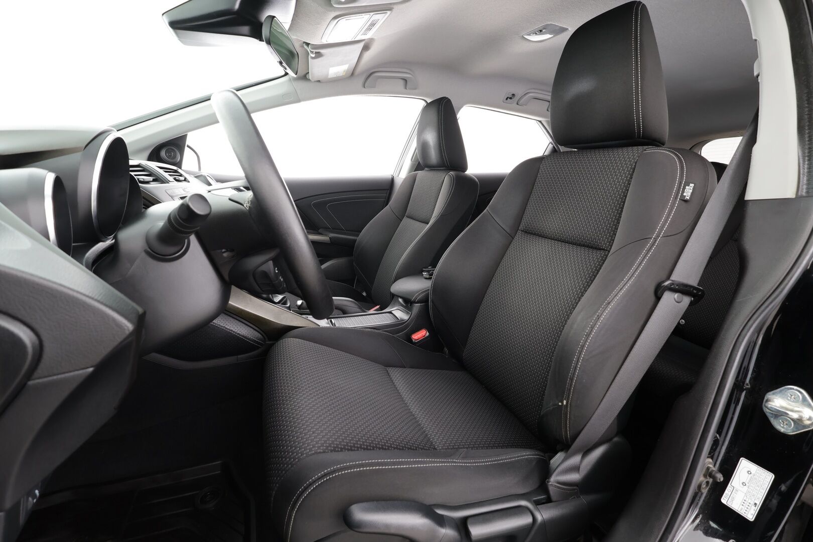 Honda Civic 2015 Tourer 1,8i Elegance * 1.Om Suomi-auto / Vakkari / P.kamera / Bluetooth * - Kahdet renkaat aluvanteilla - HULLU BLACKWEEK KORKOTARJOUS 2,49%