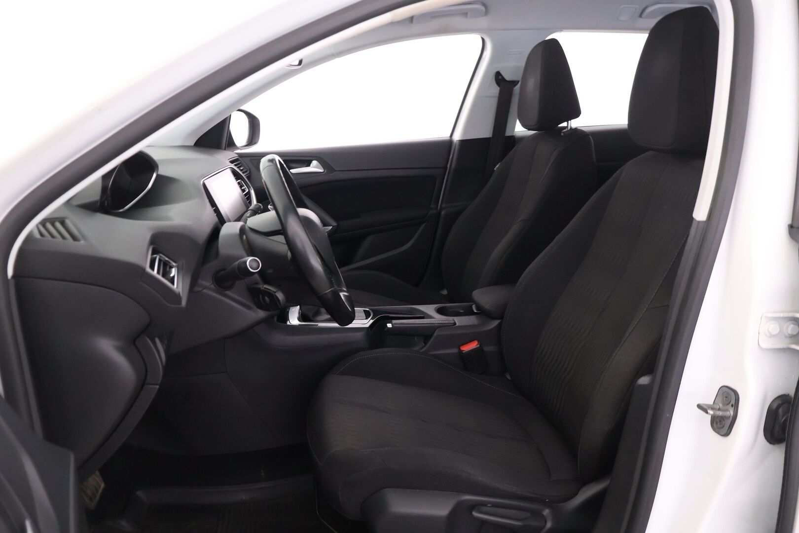 Peugeot 308 2015 SW Active PureTech 130 Automaatti -  YritysOutlet - Myydään vain yrityksille - | Lohko + sisäpistoke | Vakkari | Tutkat takana | Vetokoukku | 