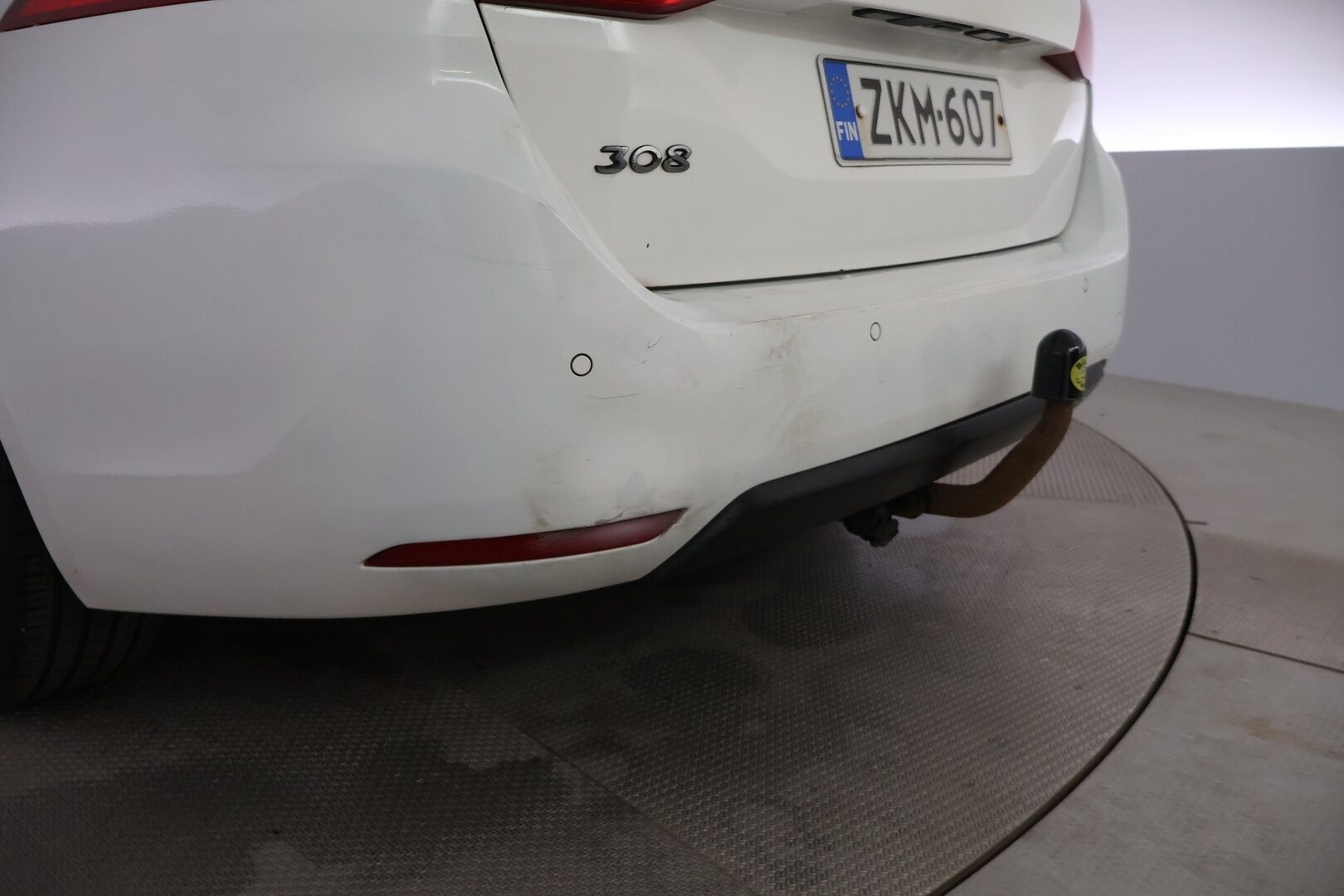 Peugeot 308 2015 SW Active PureTech 130 Automaatti -  YritysOutlet - Myydään vain yrityksille - | Lohko + sisäpistoke | Vakkari | Tutkat takana | Vetokoukku | 