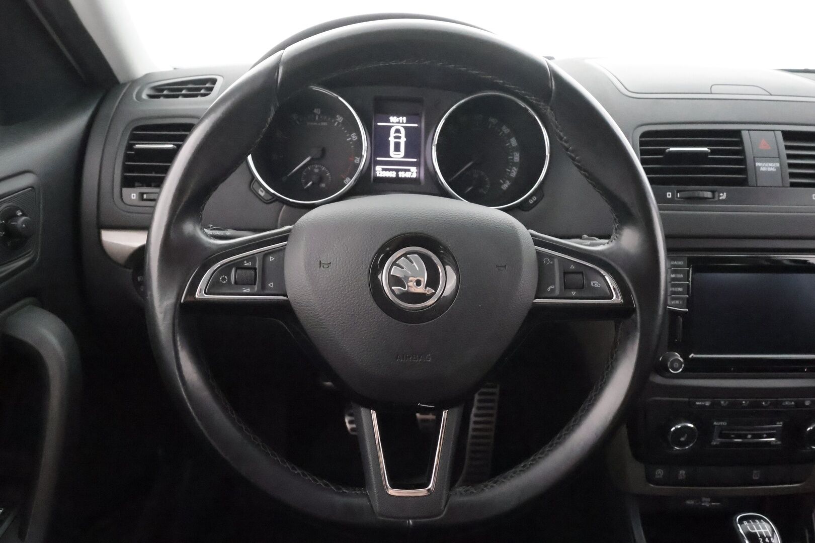 Skoda Yeti 2015 Outdoor 1,4 TSI Elegance - | Koukku | Sisätilanlämmitin | Navi | Vakkari | MirrorLink | P.Kamera | Xenon | Kahdet renkaat | Suomi-auto |