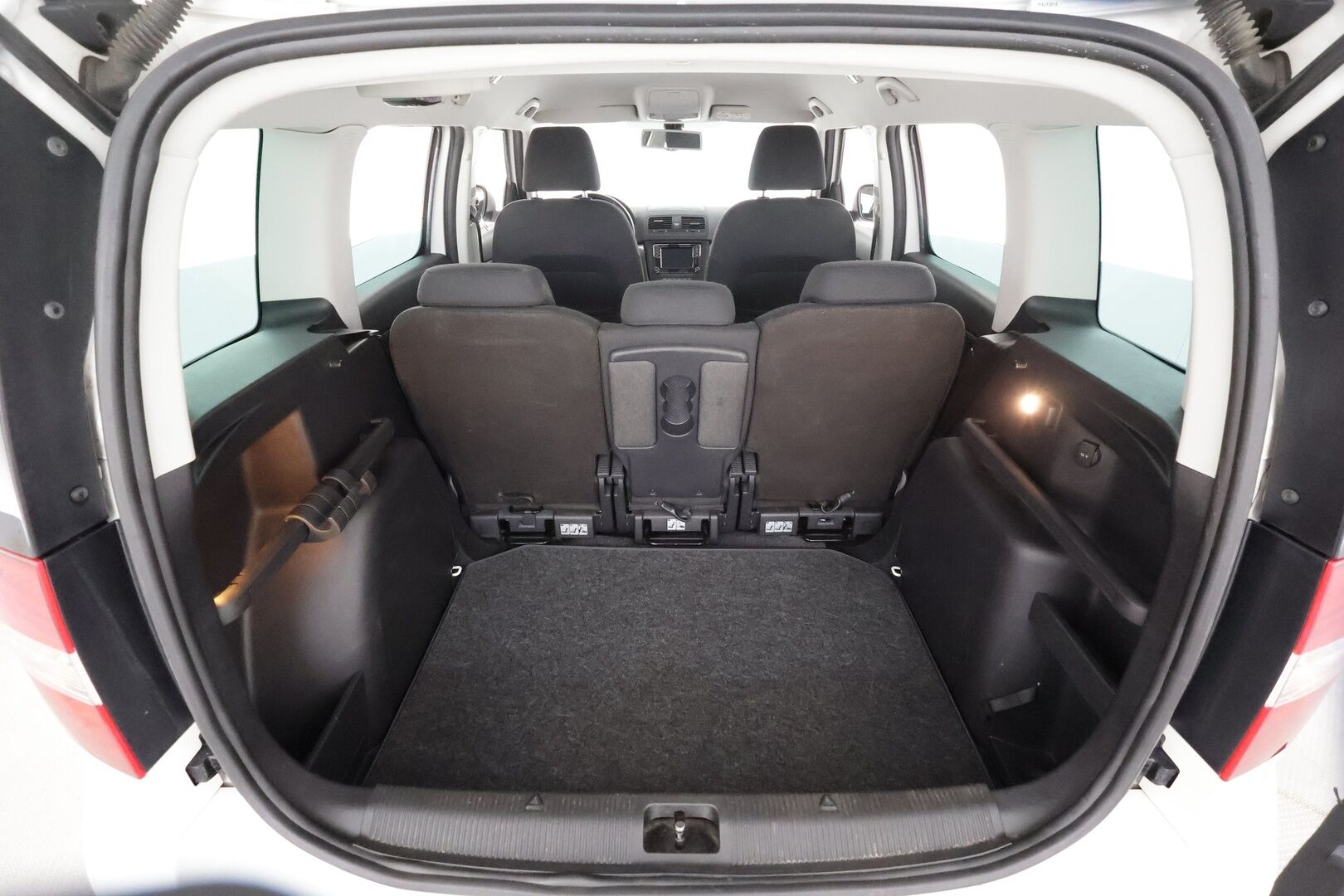 Skoda Yeti 2015 Outdoor 1,4 TSI Elegance - | Koukku | Sisätilanlämmitin | Navi | Vakkari | MirrorLink | P.Kamera | Xenon | Kahdet renkaat | Suomi-auto |