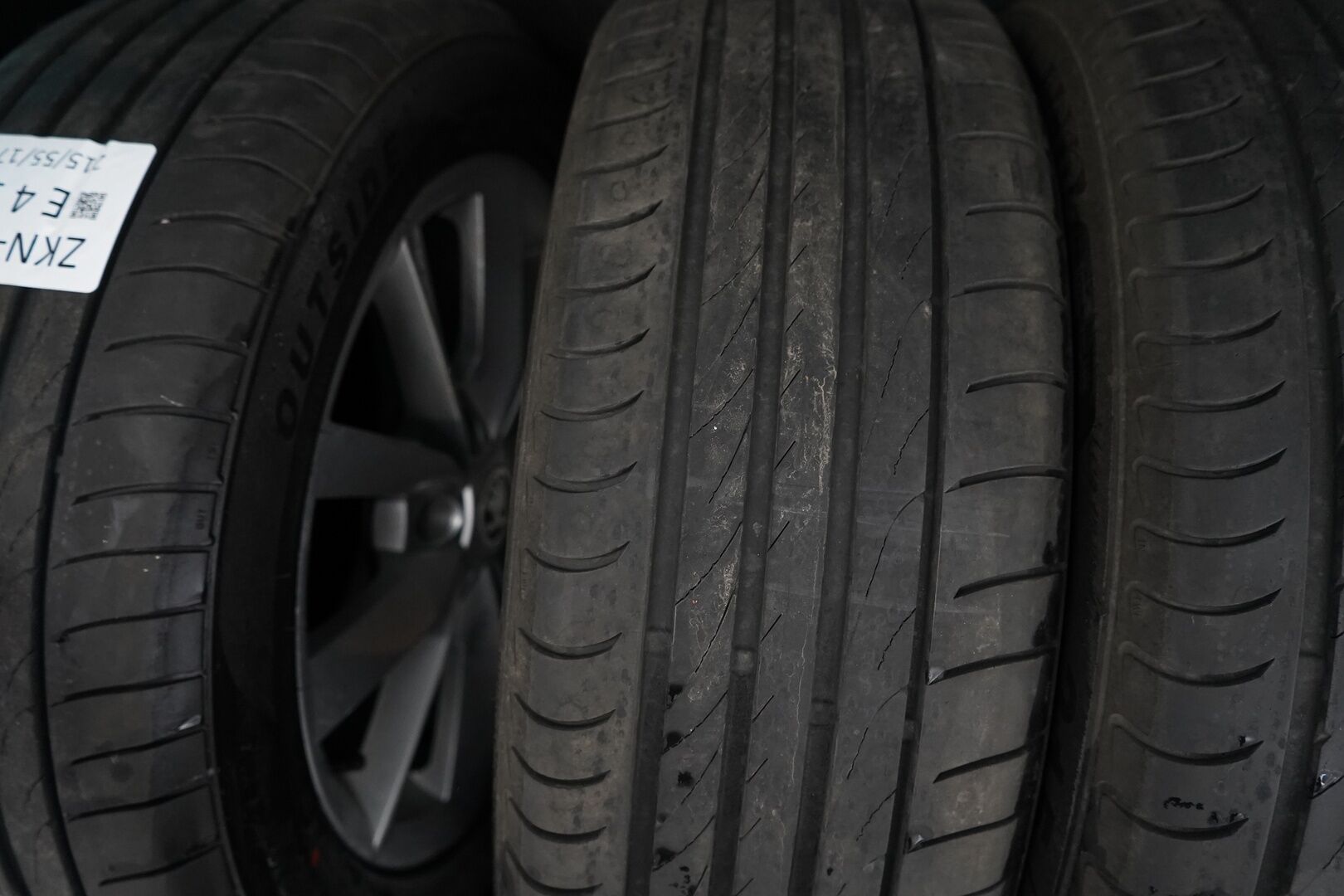 Skoda Yeti 2015 *YritysOutlet - Myydään vain yrityksille* - *Webasto / Navi / Vakionopeudensäädin / Vetokoukku*