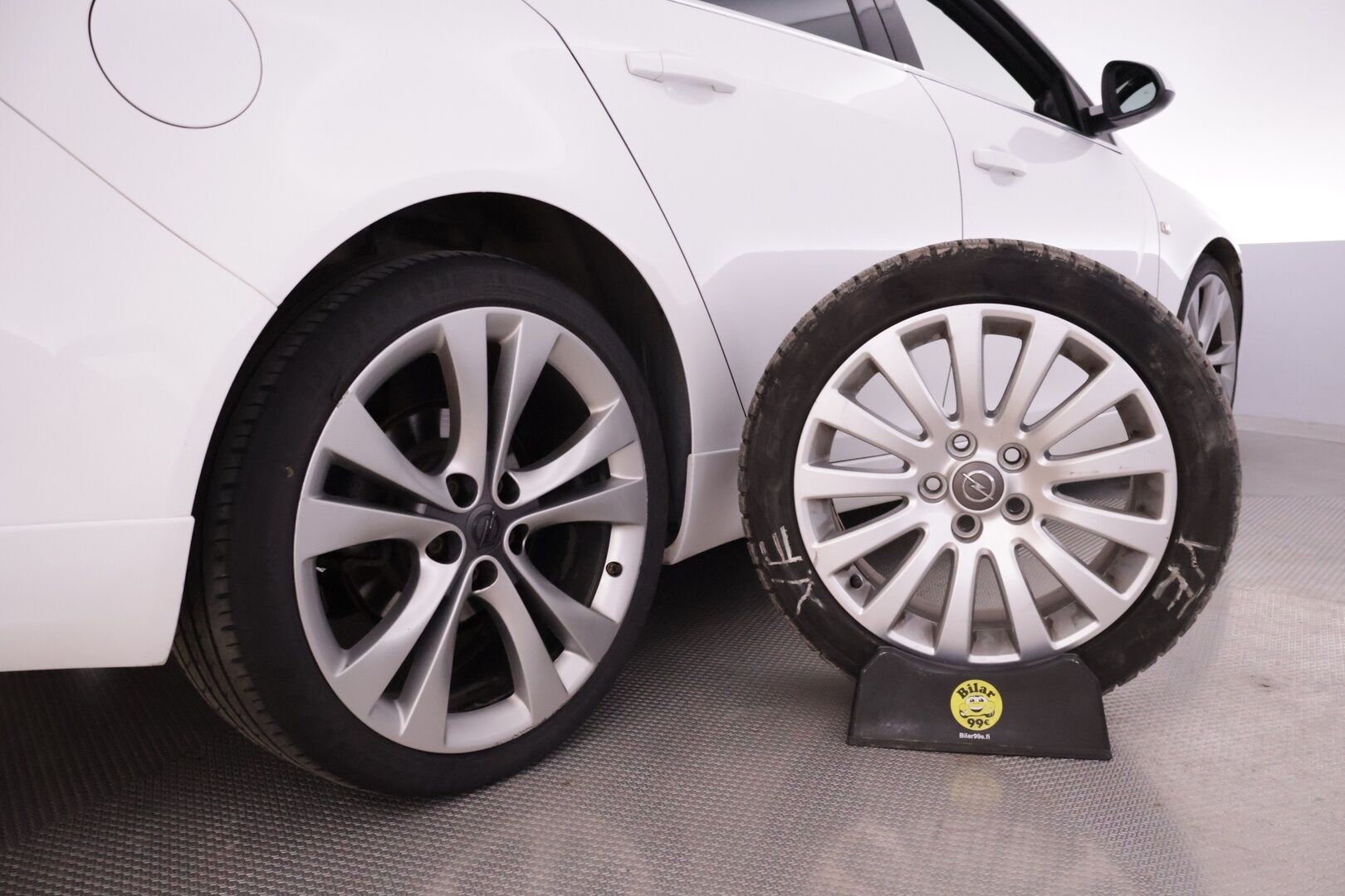 Opel Insignia 2015 2,0 CDTI  OPC-Line - Myydään huutokaupat.com - - | Webasto | ACC | Sporttinahat Muistilla | P.kamera | Bluetooth | Manuaali | 2x OEM Alut | Jakopää Tehty |