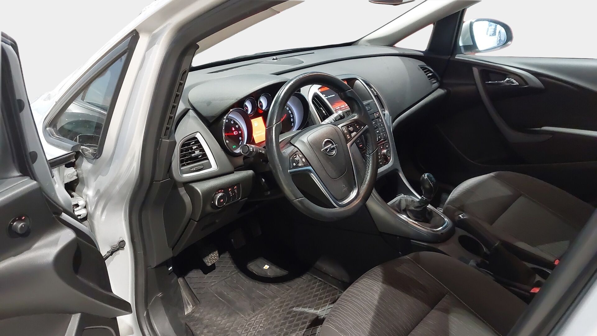 Opel Astra 2015 Sports Tourer Drive 1,4 Turbo ecoFLEX Start/Stop 103kW MT6 / Suomi-Auto / Vakkari / Ilmastointi / Tulossa Myyntiin! - Tulossa Myyntiin! - HULLUT AVAJAISHULINAT KORKOTARJOUS 3,29 %