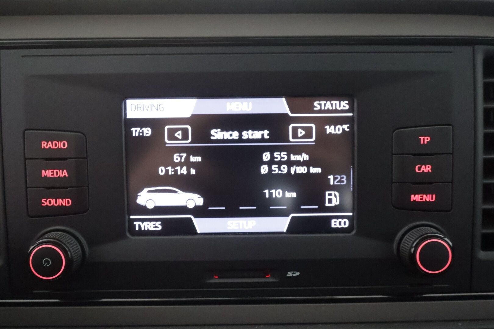 Seat Leon ST 2015 1,2 TSI 86 Reference - | Koukku | Lohko&Sisätilanlämmitin | Ilmastointi | Penkinlämmittimet | Radio | Sähköpeilit | Suomi-auto | Kahdet renkaat |