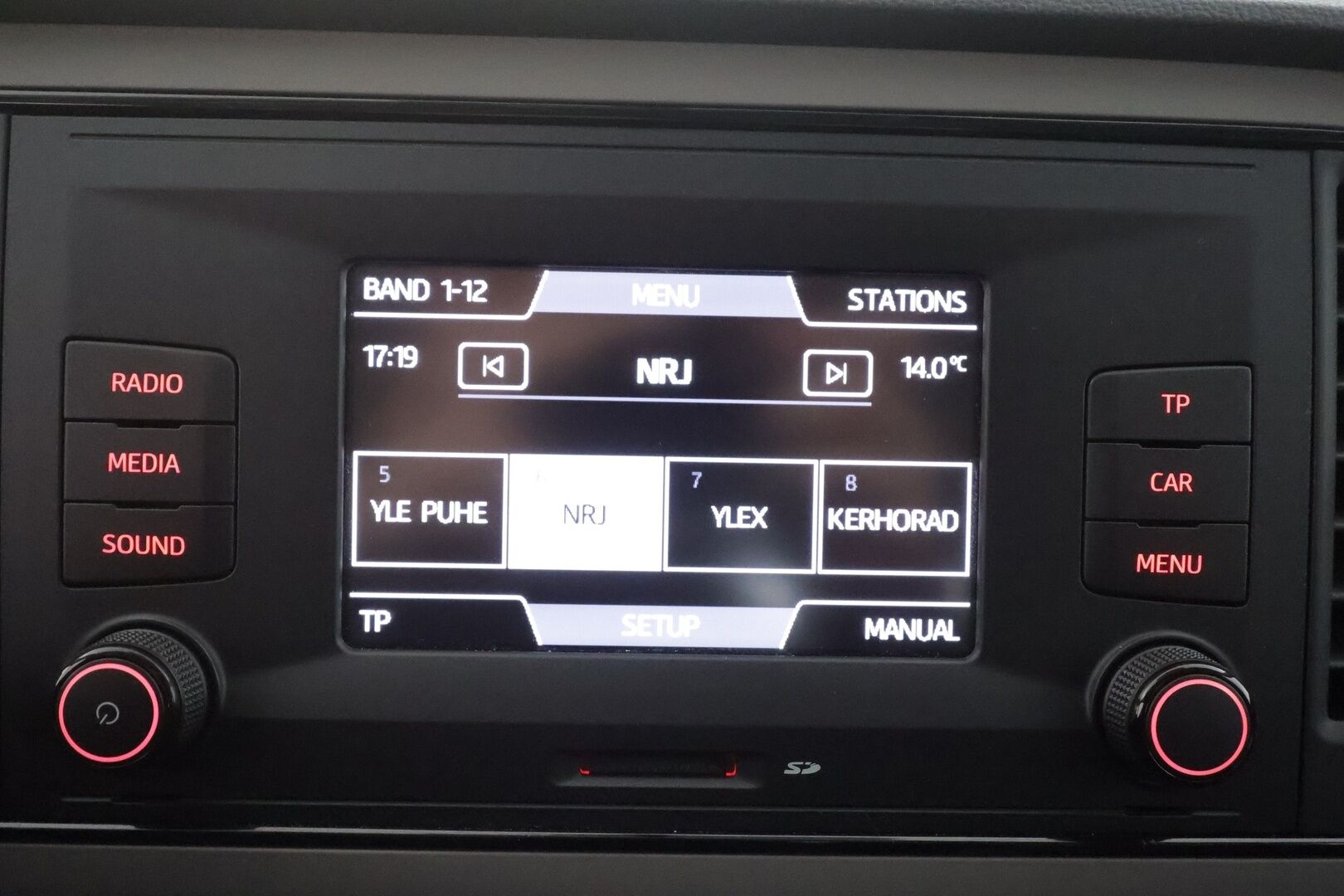 Seat Leon ST 2015 1,2 TSI 86 Reference - | Koukku | Lohko&Sisätilanlämmitin | Ilmastointi | Penkinlämmittimet | Radio | Sähköpeilit | Suomi-auto | Kahdet renkaat |